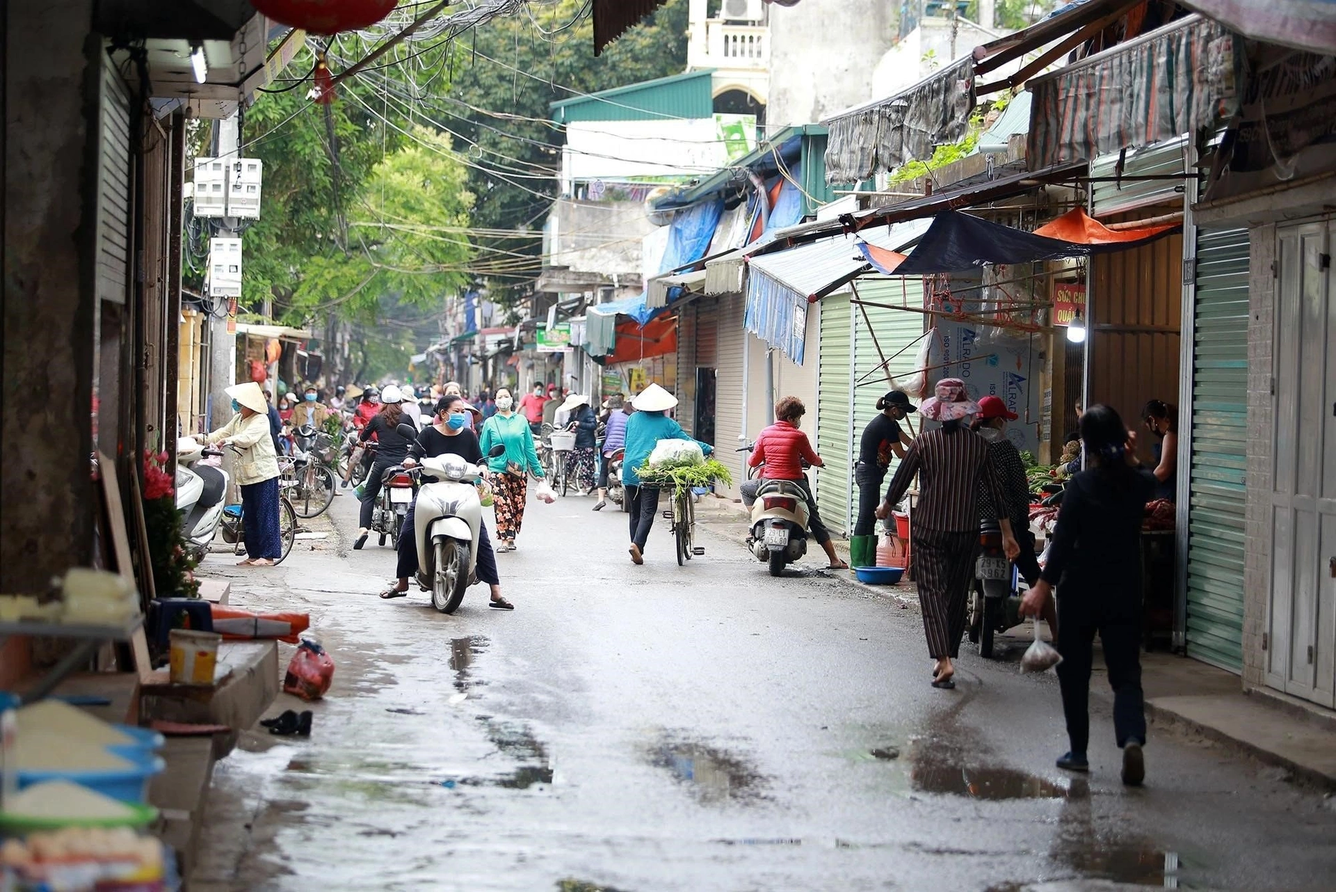 Địa điểm làm thủ tục nhập khẩu đối với hộ gia đình mua nhà đất tại đường Kẻ Vẽ, quận Bắc Từ Liêm