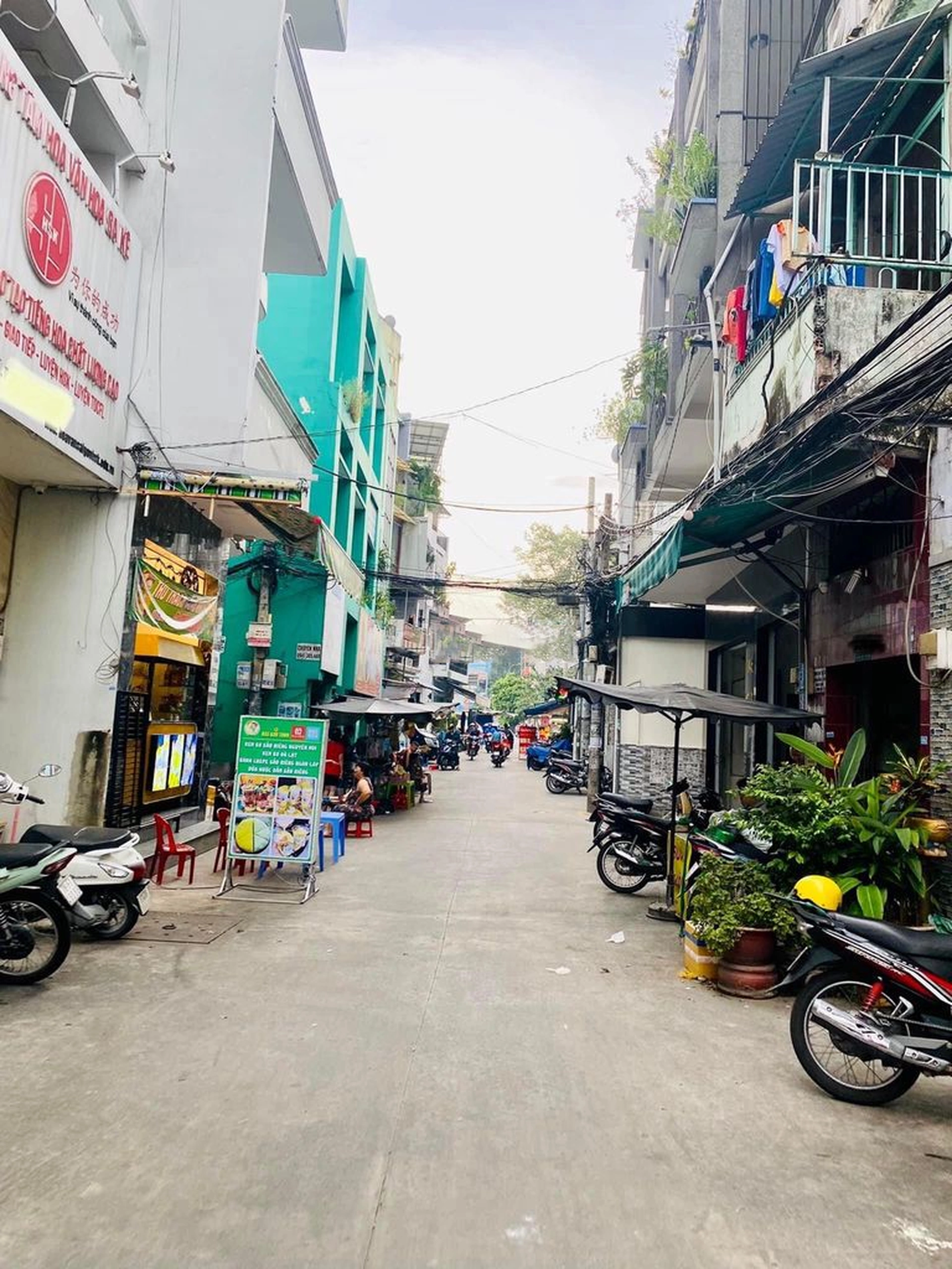 Cập nhật giá bán nhà nở hậu tại phường 10, Quận 10