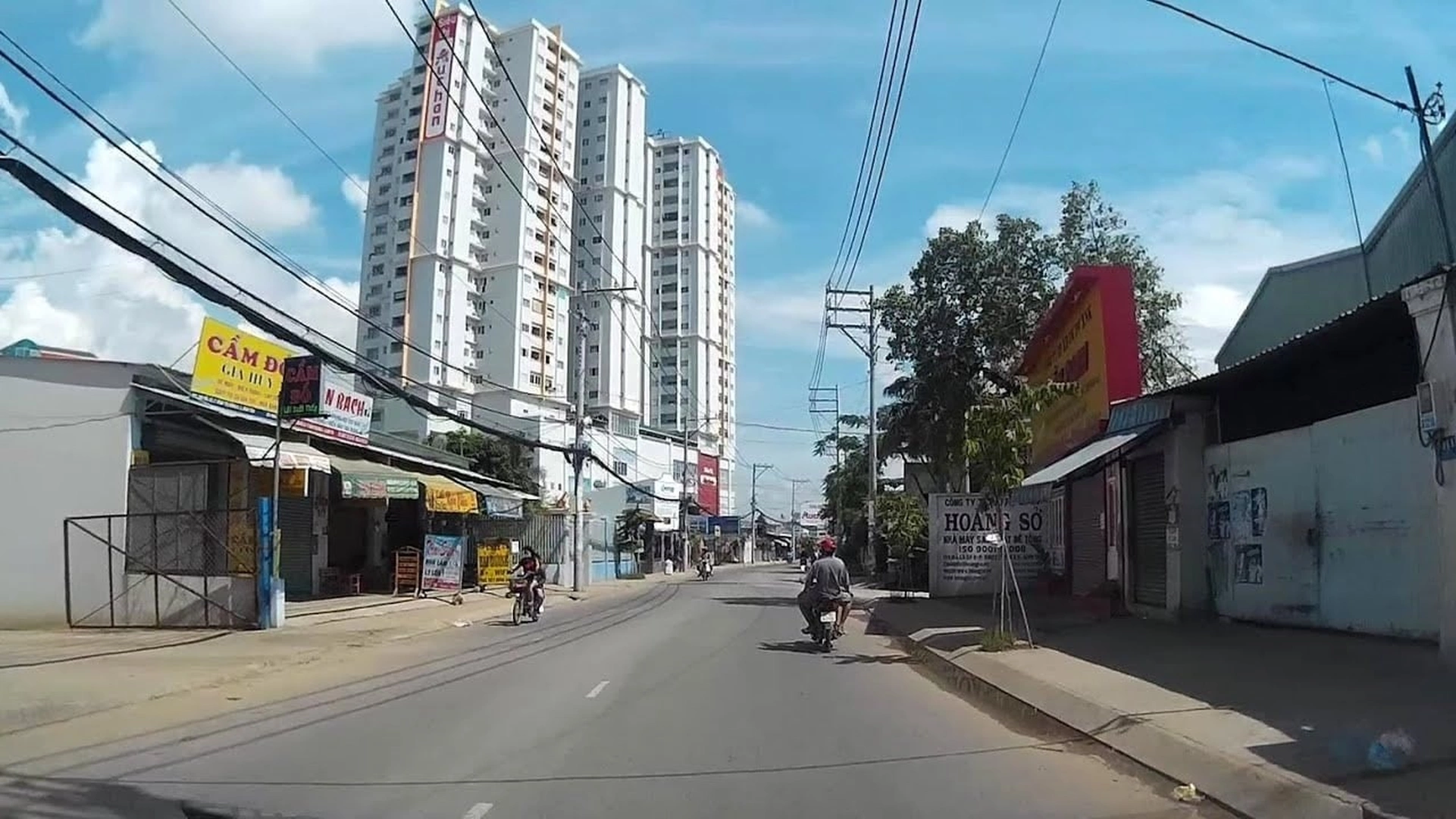Nhà mặt phố tại đường Mã Lò, quận Bình Tân có giá bán bao nhiêu?