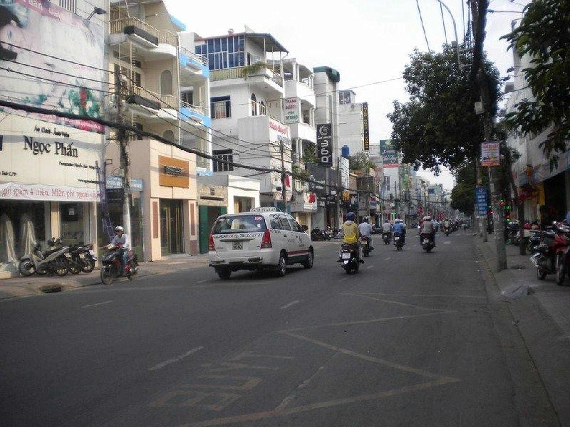 Giá bán nhà riêng, nguyên căn đường Đặng Văn Ngữ, Quận Phú Nhuận hiện tại là bao nhiêu?