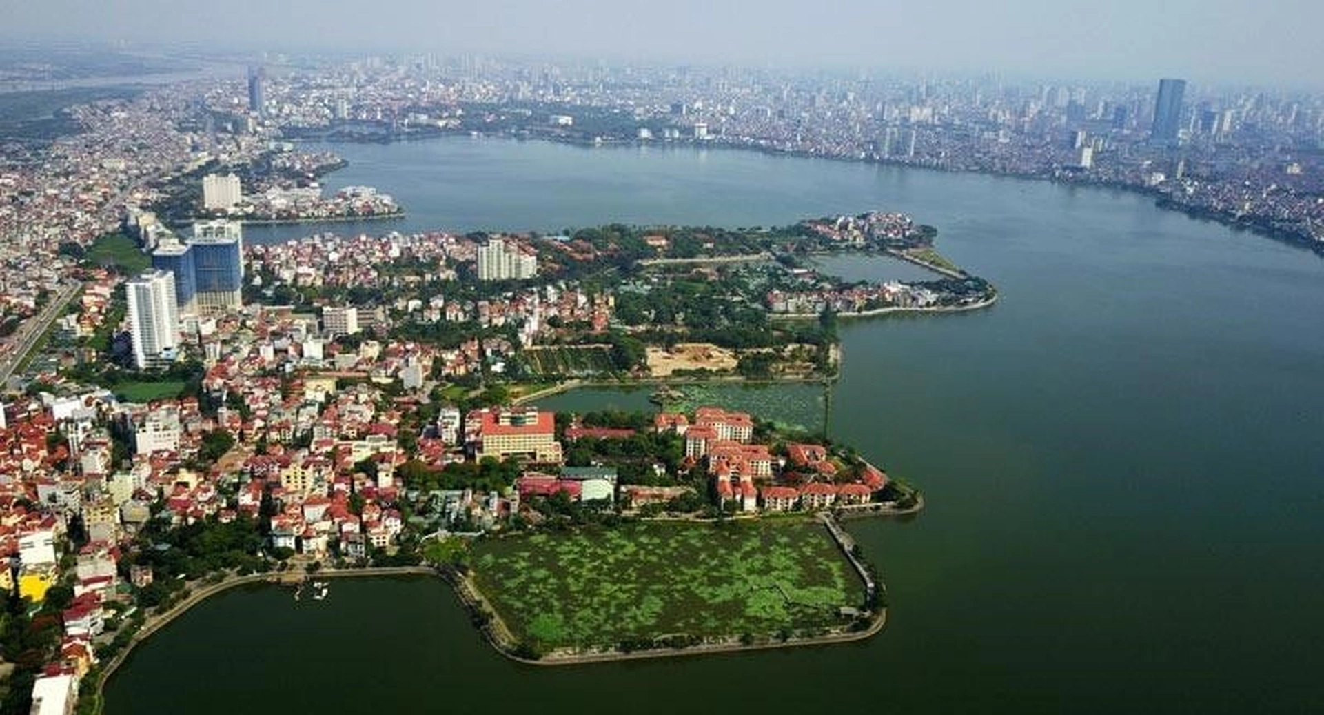 Nhà mặt phố tại phố Yên Hoa, quận Tây Hồ giá bán bao nhiêu?