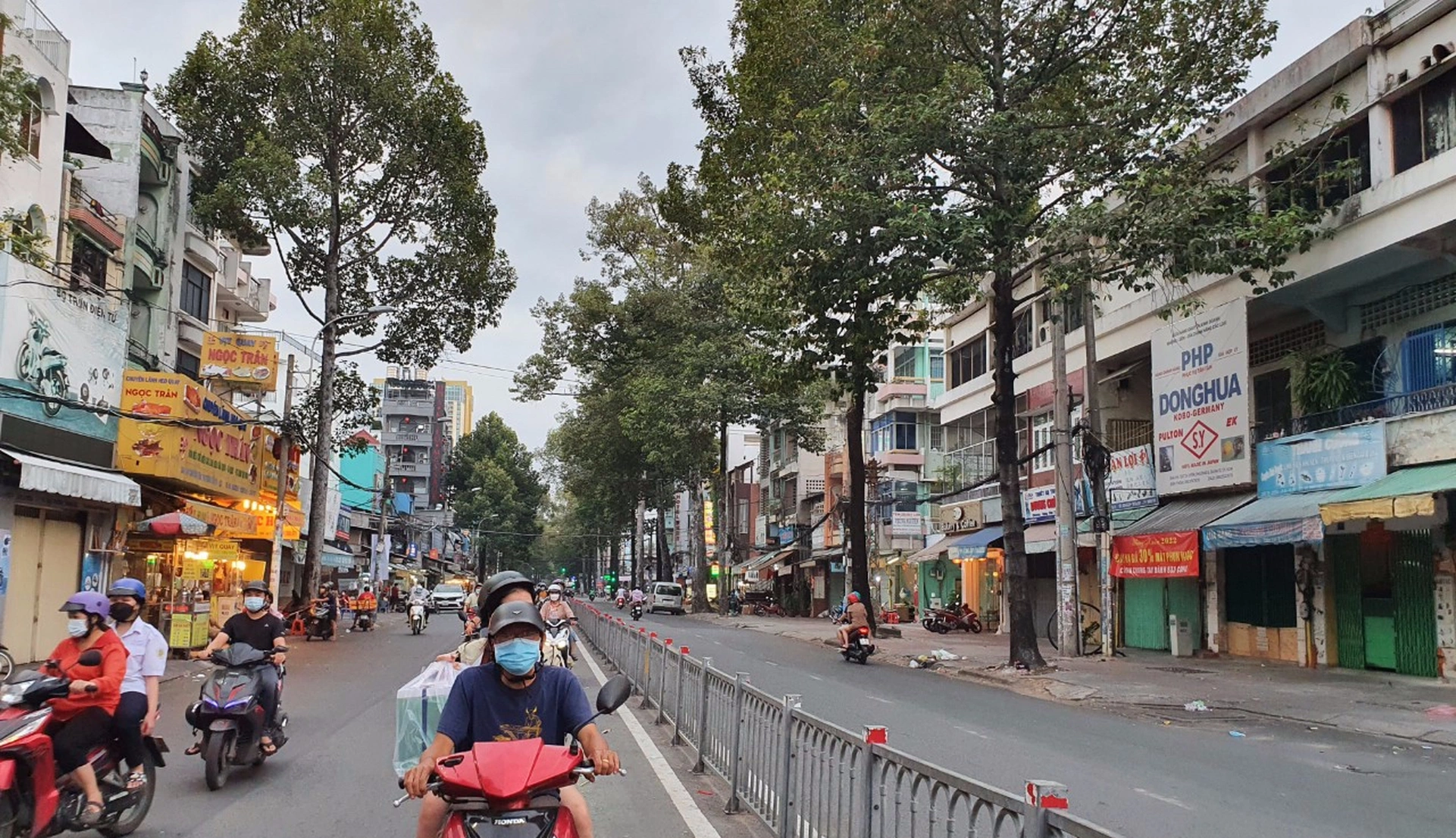 Giá bán nhà riêng, nguyên căn tại đường Tạ Uyên, quận 11 là bao nhiêu?