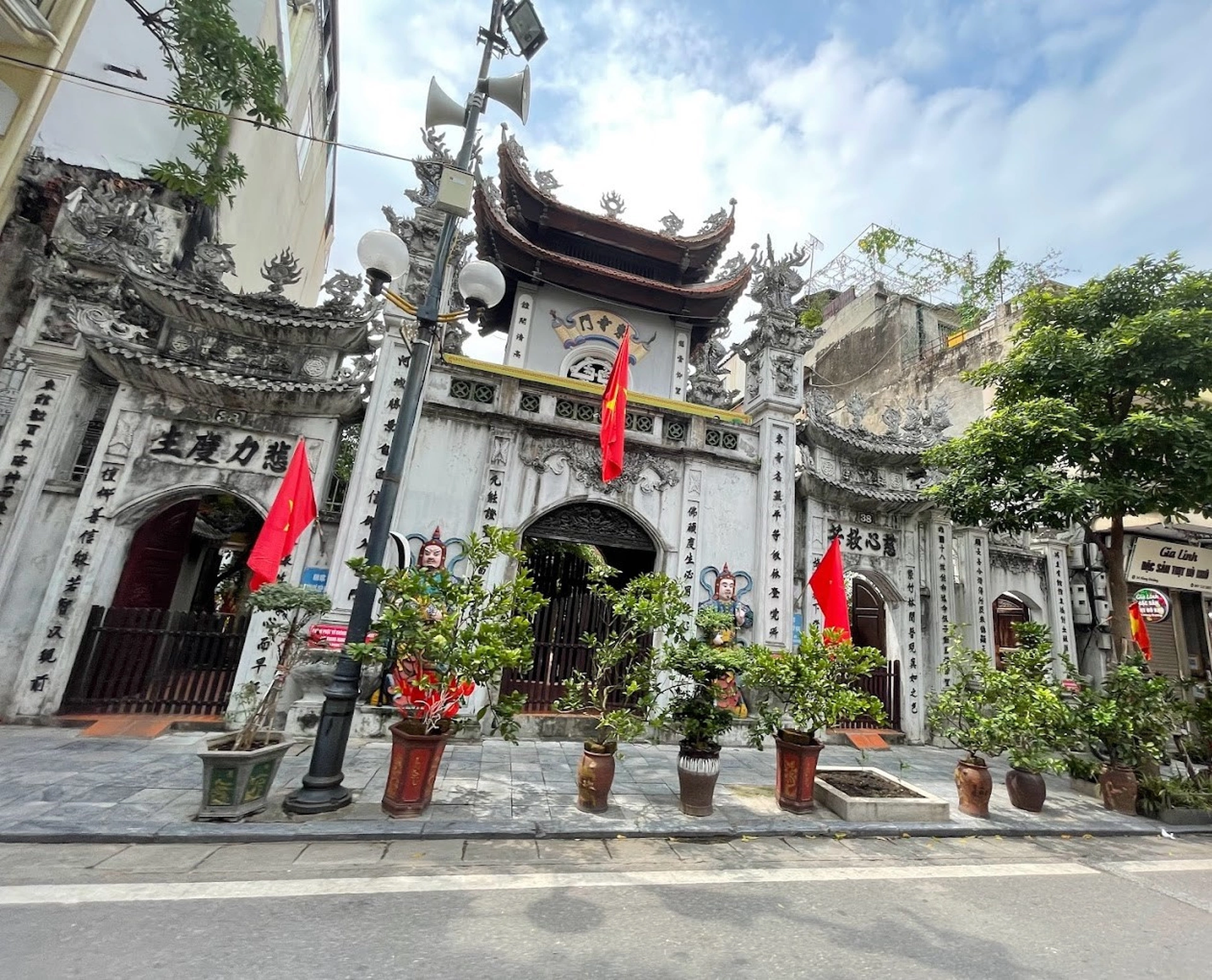 Nhà đất thổ cư phường Hàng Gai và Hàng Đào bên nào đắt, bên nào rẻ hơn?
