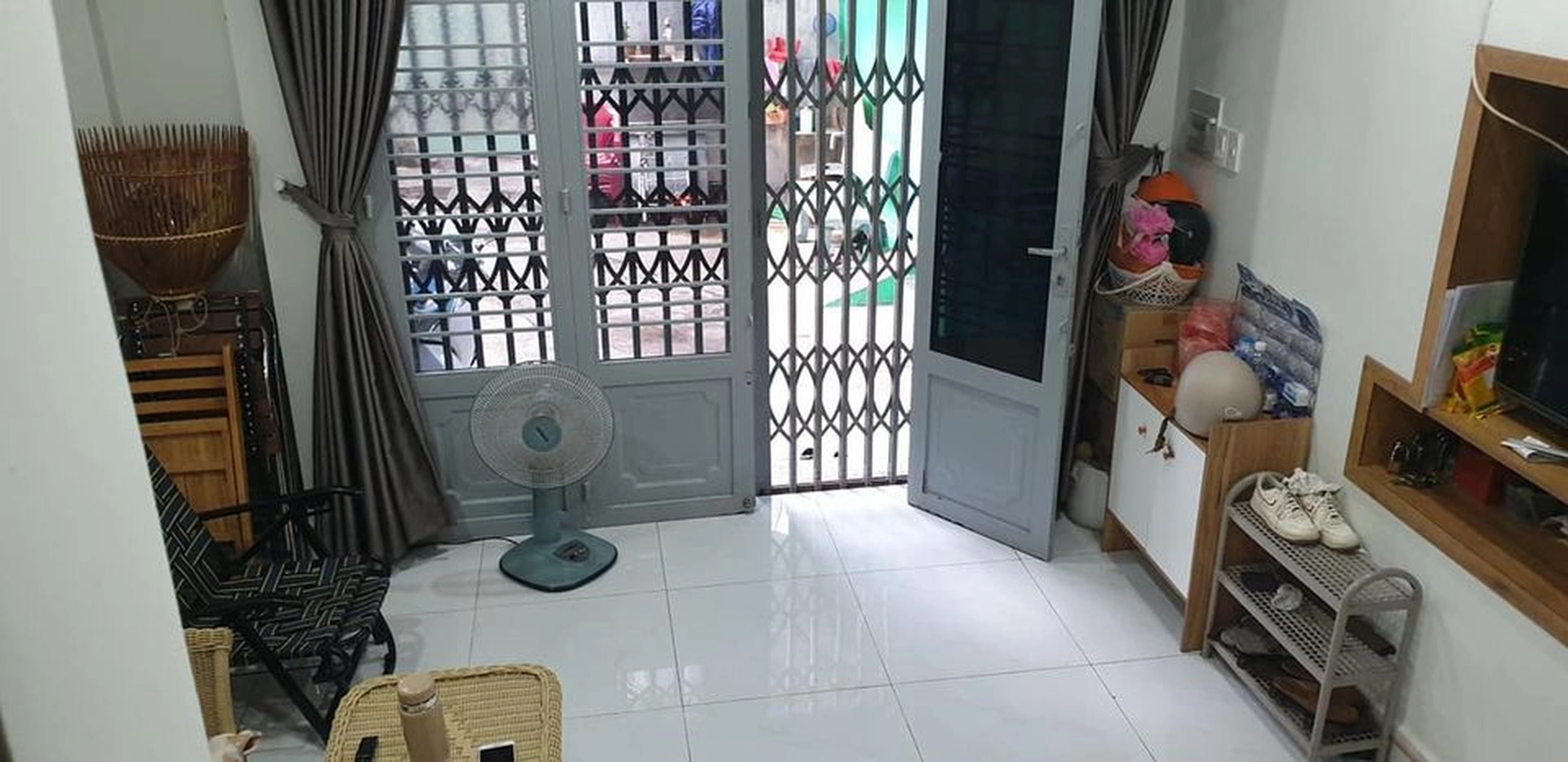 Giá bán nhà riêng, nguyên căn tại đường Lò Siêu, quận 11 là bao nhiêu?