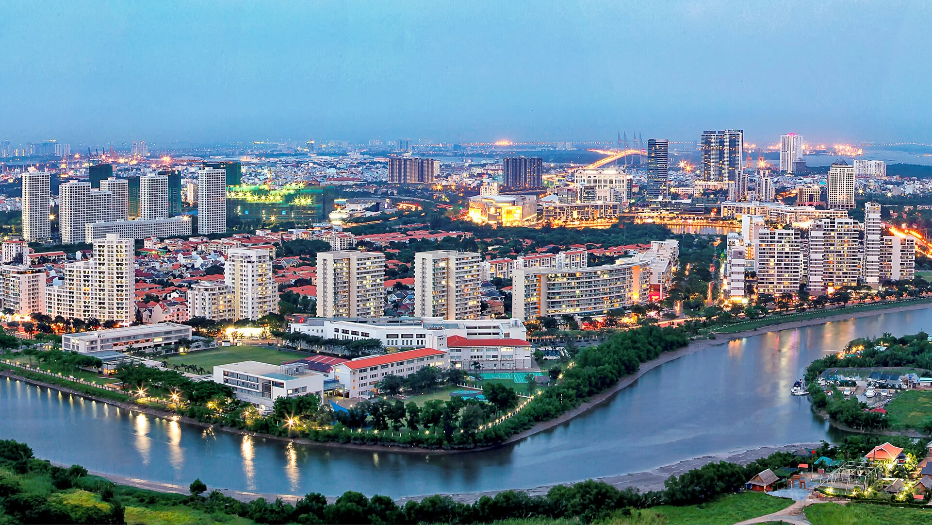 Nhà đất thổ cư quận 7 và quận 8 bên nào đắt, bên nào rẻ hơn?