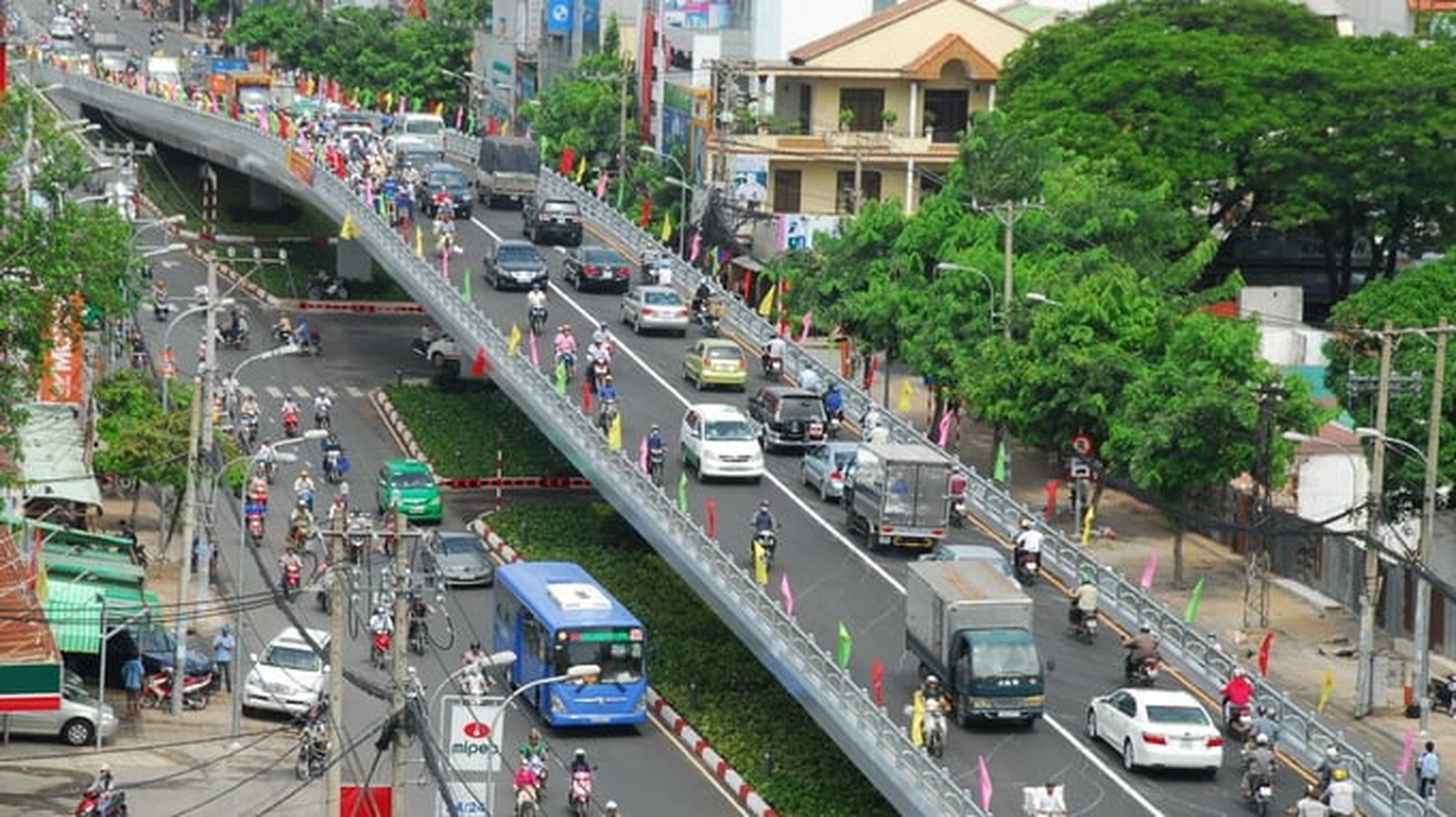Nhà đất thổ cư quận 10 và quận 11 bên nào đắt, bên nào rẻ hơn?