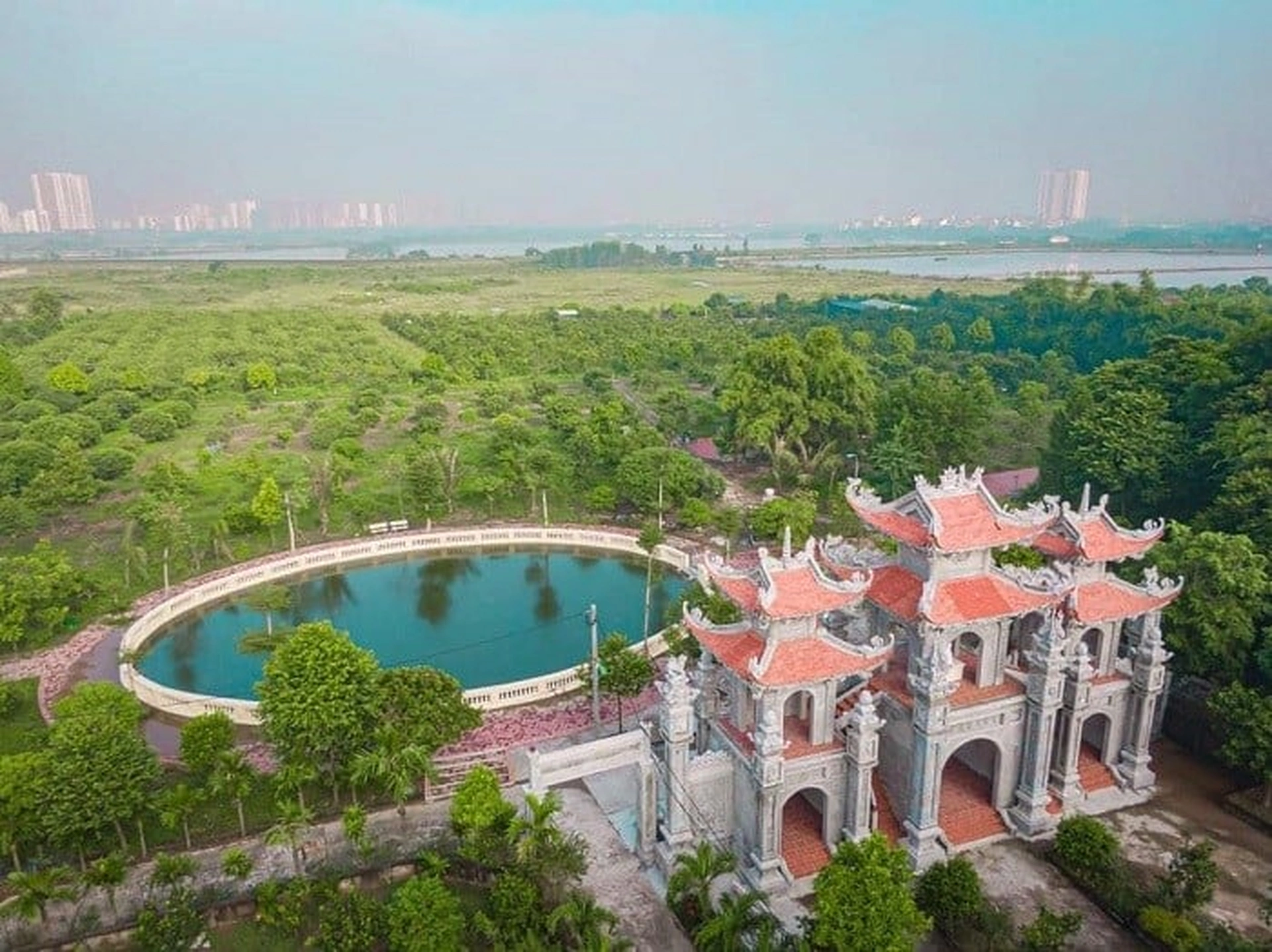 Giá bán nhà đất tại xã Yên Mỹ, huyện Thanh Trì hiện là bao nhiêu?