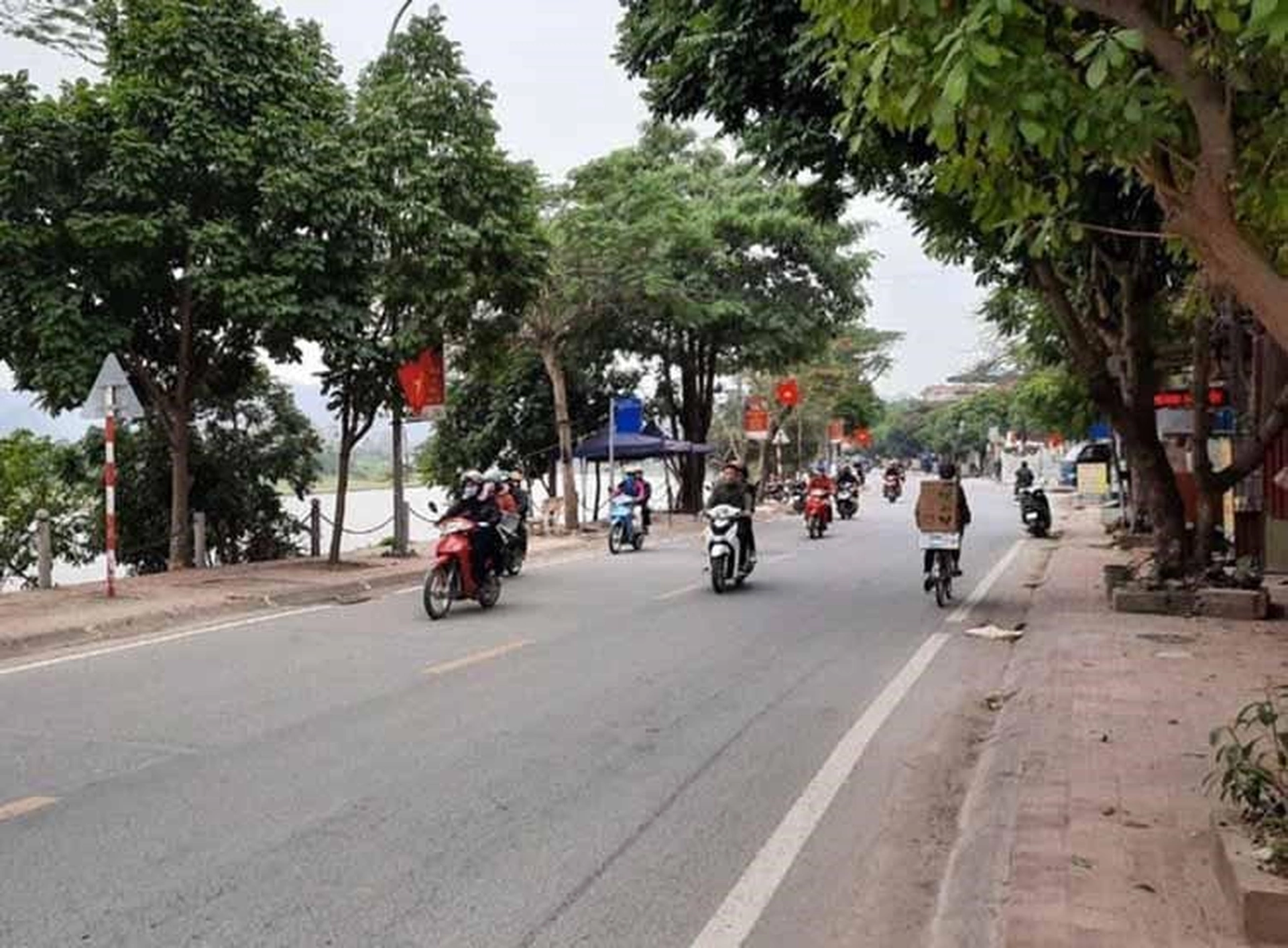 Nhà đất thổ cư tại xã Đốc Tín, huyện Mỹ Đức có giá bán bao nhiêu?