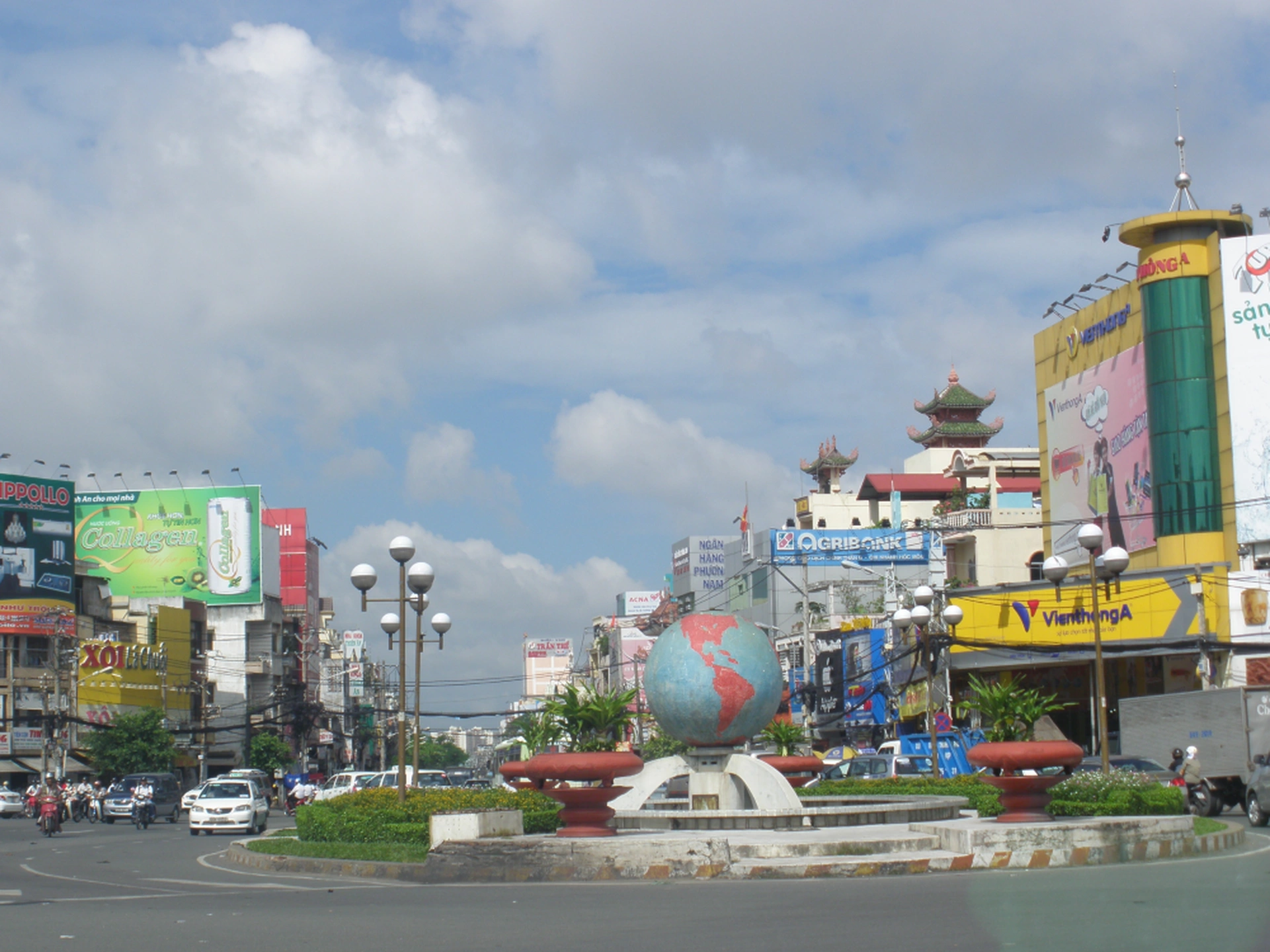 Giá bán nhà riêng, nguyên căn đường Huỳnh Lan Khanh, Quận Tân Bình hiện tại là bao nhiêu?