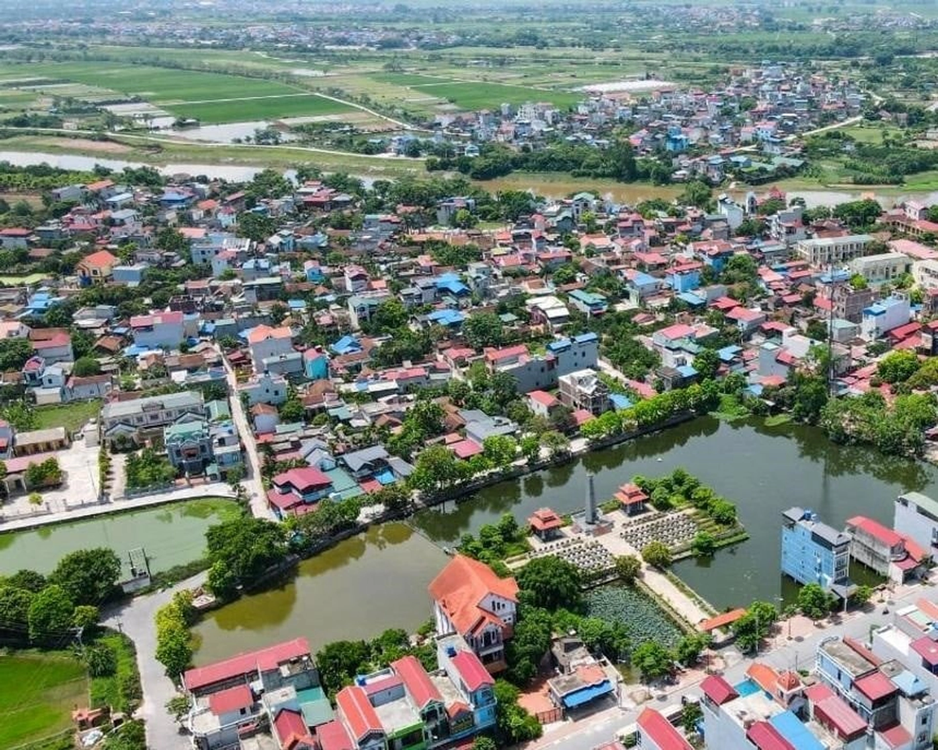 Nhà đất thổ cư tại xã Lê Thanh, huyện Mỹ Đức có giá bán bao nhiêu?