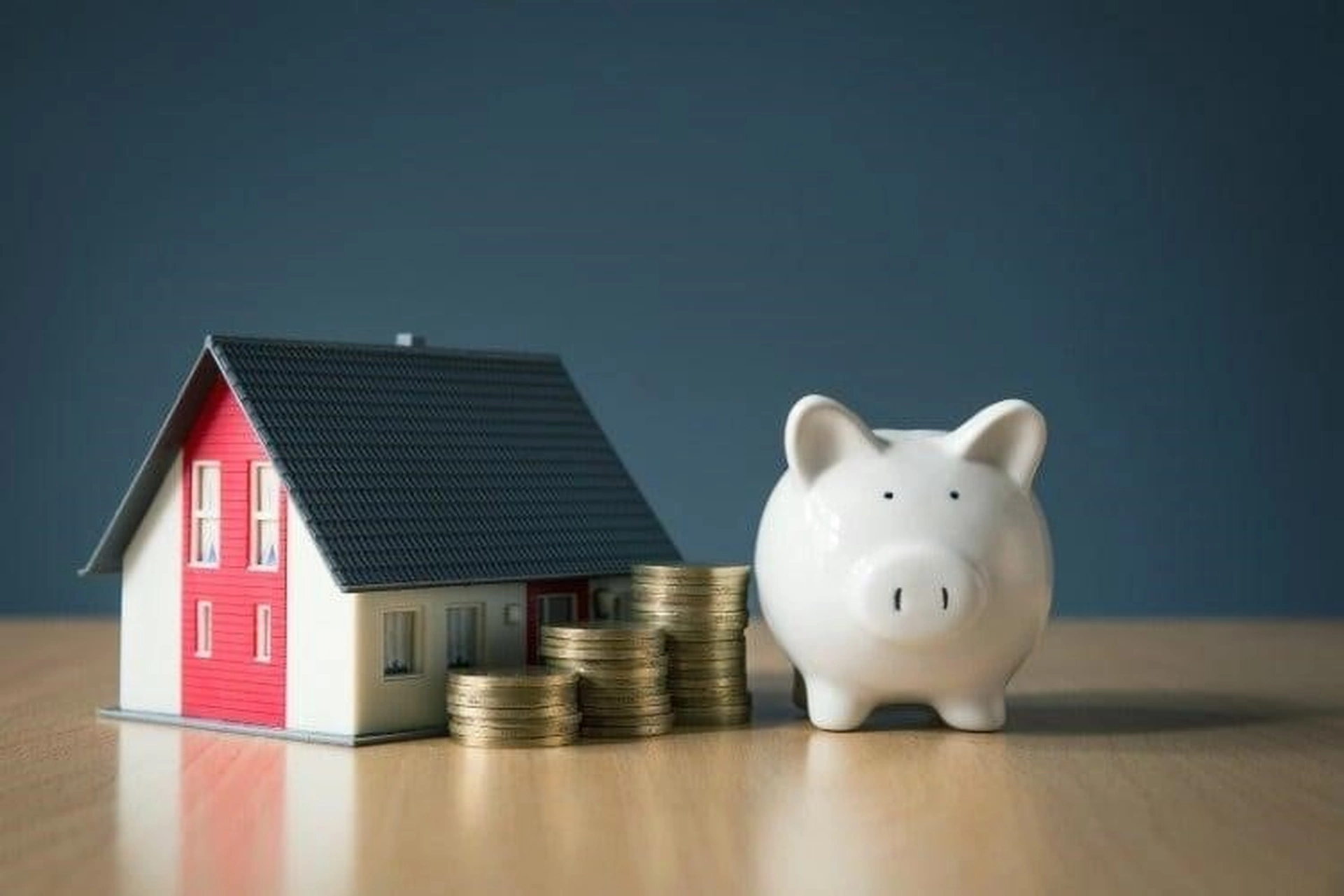 Có khoản tích lũy 600 triệu đồng thì nên đầu tư mua đất hay gửi tiết kiệm?
