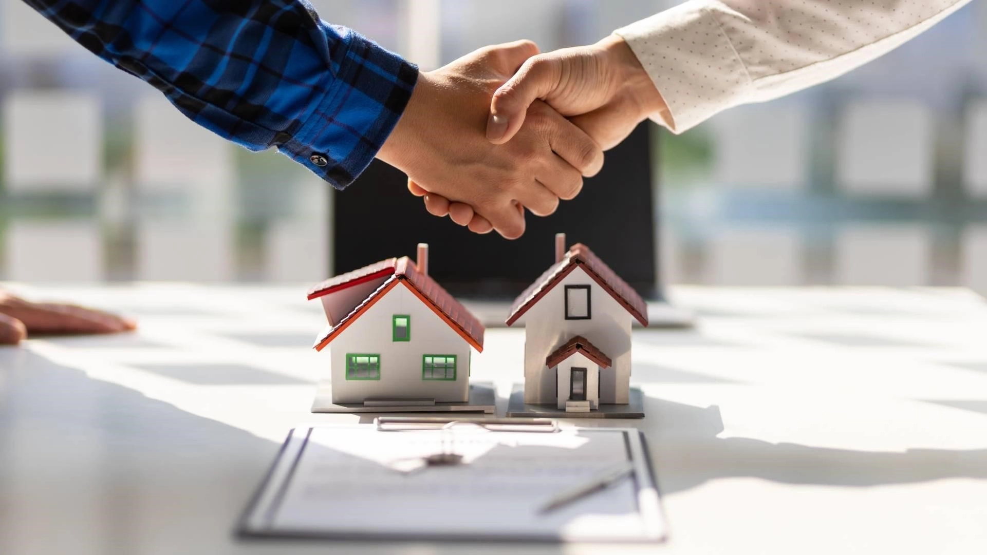 6 lưu ý quan trọng nhất định phải biết khi “mua đáy, bán đỉnh” bất động sản