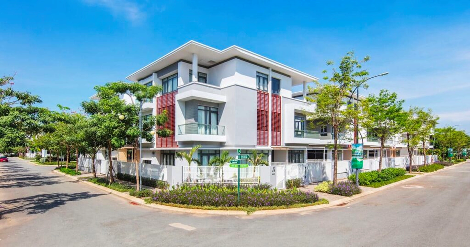 Vì sao thị trường nhà ở TP.HCM thu hút người nước ngoài hơn các chỗ khác?