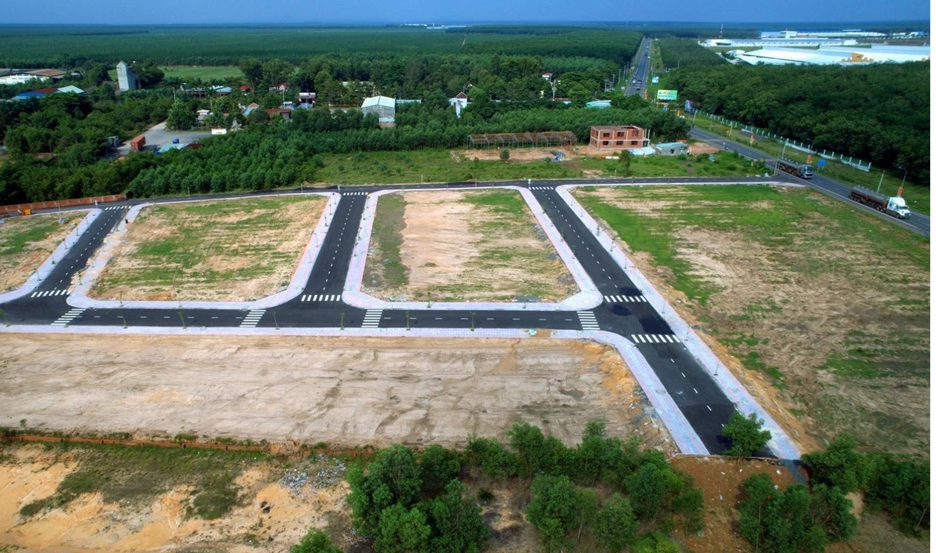 Giáp ranh - giáp thửa khi mua đất là gì?