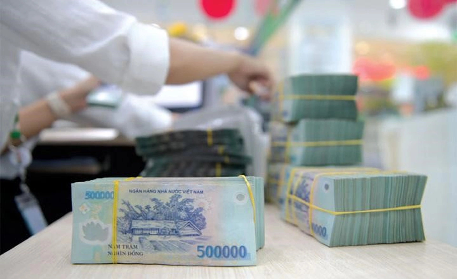 Các chi phí cần biết khi chuyển gói vay mua nhà sang ngân hàng khác