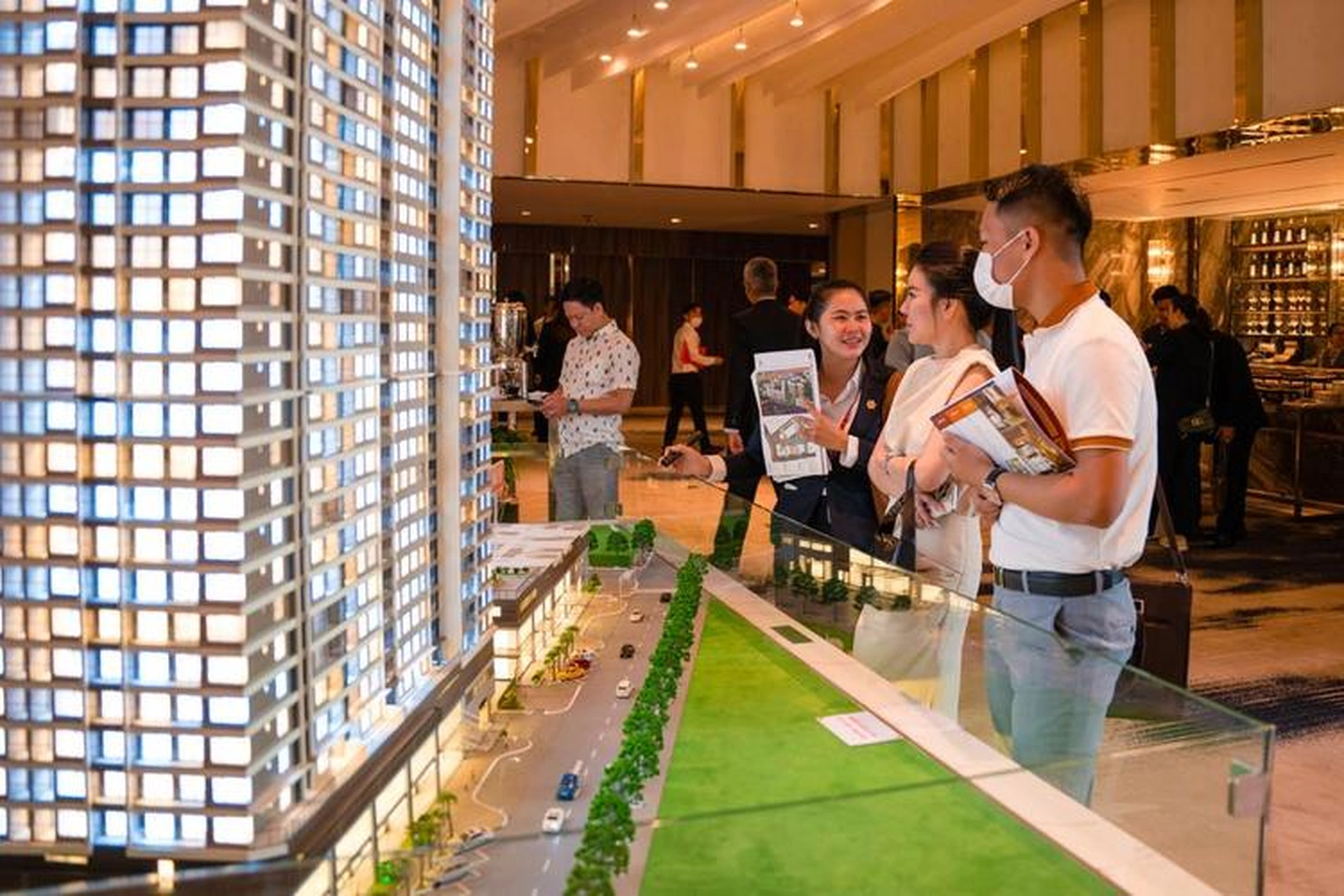 Lãi suất mua nhà hạ nhiệt, đây có phải thời điểm tốt để mua nhà không?
