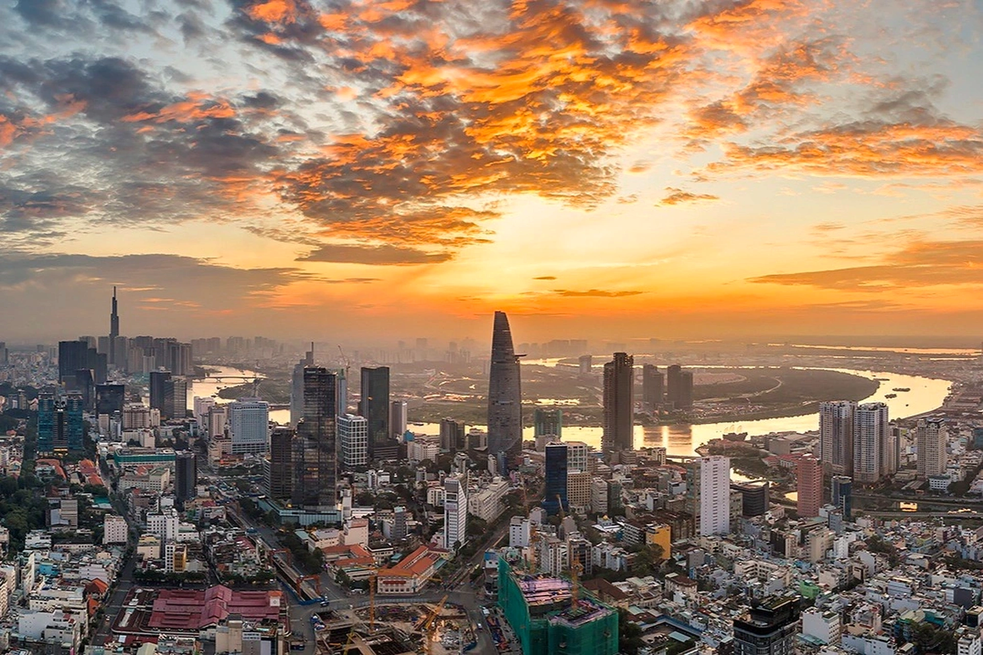 Tại sao lại nói 2024 là năm đặt nền móng cho chu kỳ mới của bất động sản?