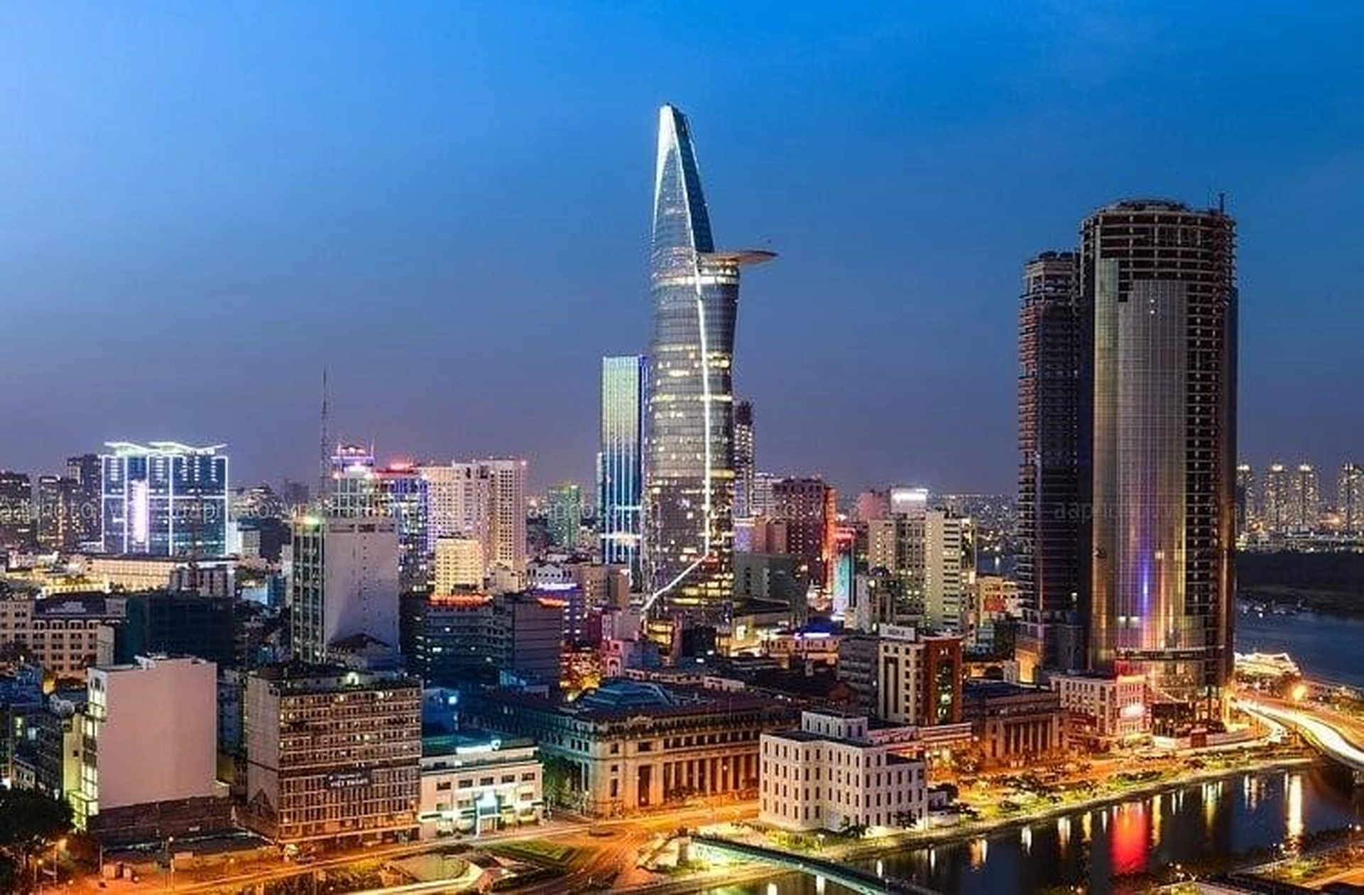 Cách giải bài toán hạ tầng giao thông để giảm sức ép về giá nhà 