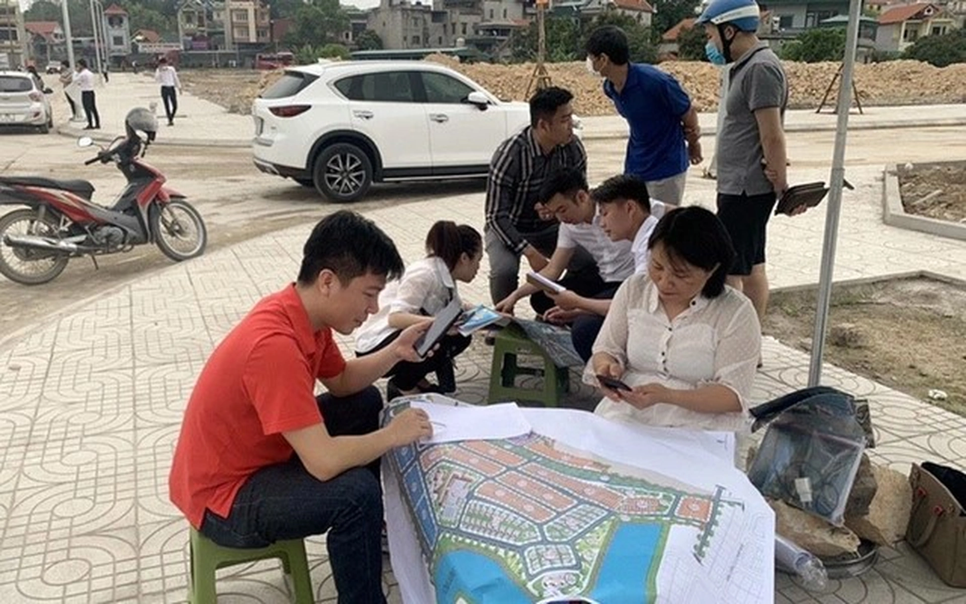 Sau Tết, môi giới bất động sản chốt mạnh giao dịch