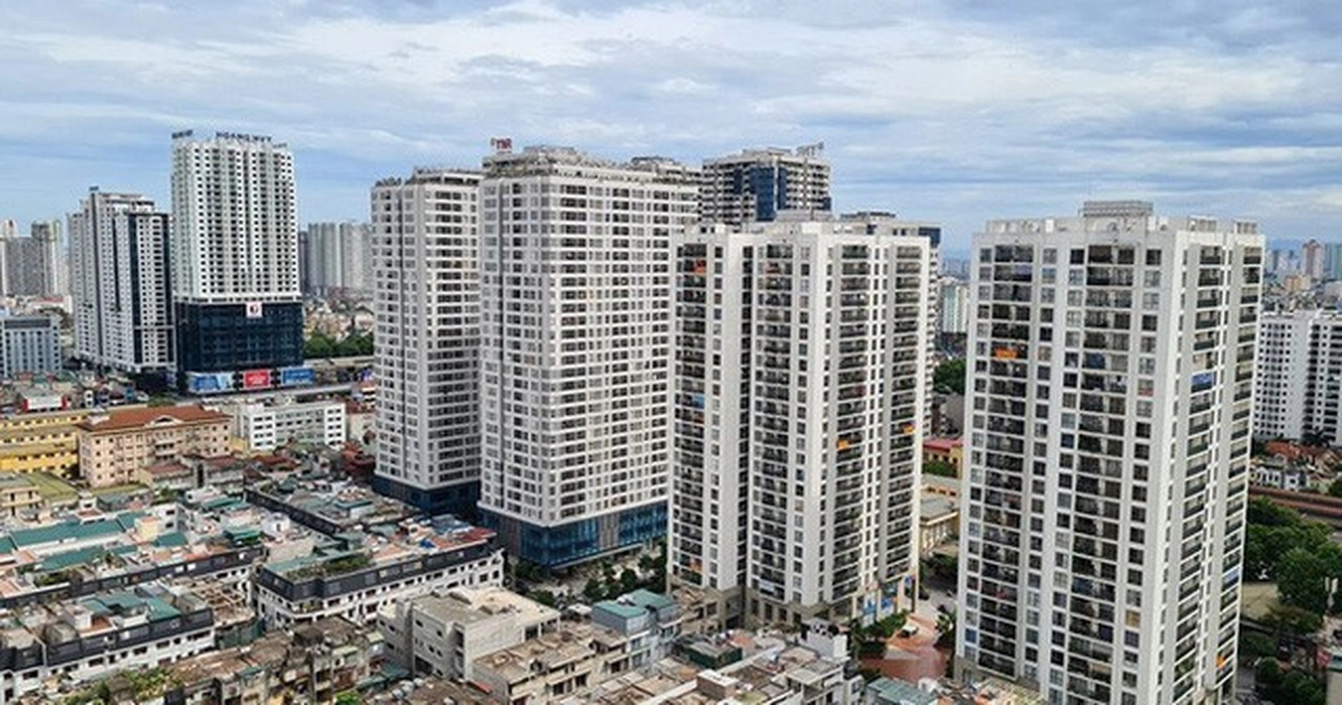 Giá tăng bền vững, có nên vay ngân hàng đầu tư bất động sản?