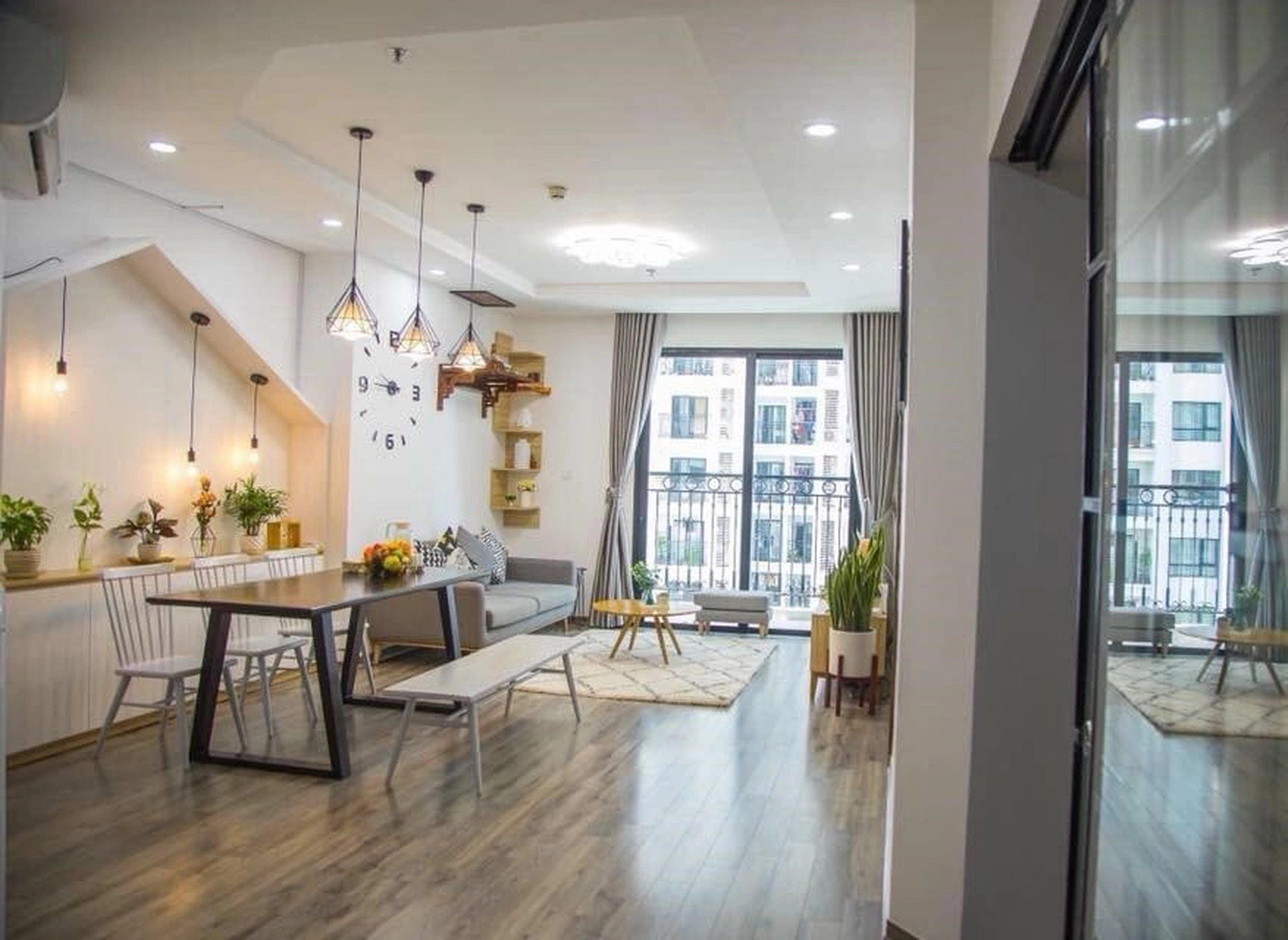 Lương 30 triệu đồng/tháng có thể mua trả góp căn hộ 2PN dự án Vinhomes Green Bay không?
