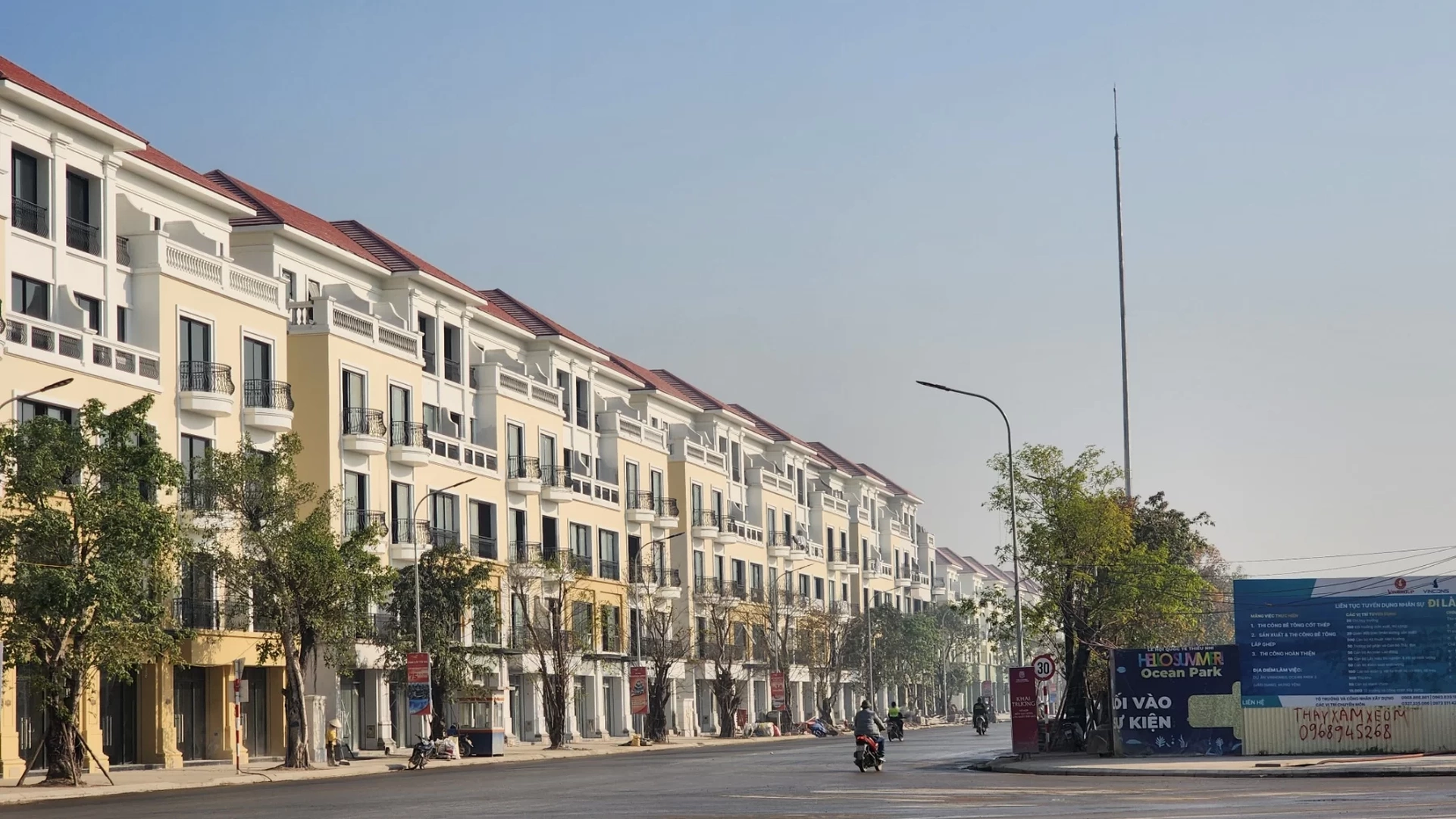 Bán shophouse hướng Đông Bắc phân khu San Hô Vinhomes Ocean Park ở đâu giá hợp lý?