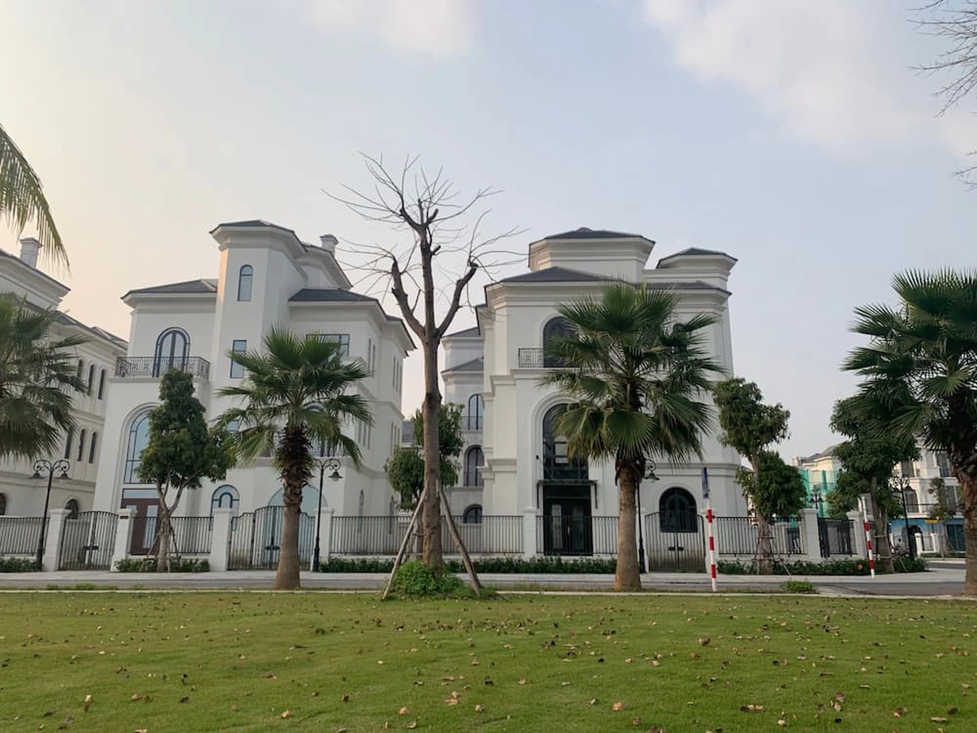 Bán biệt thự 150m2 - 250m2 phân khu Sao Biển Vinhomes Ocean Park ở đâu giá hợp lý?