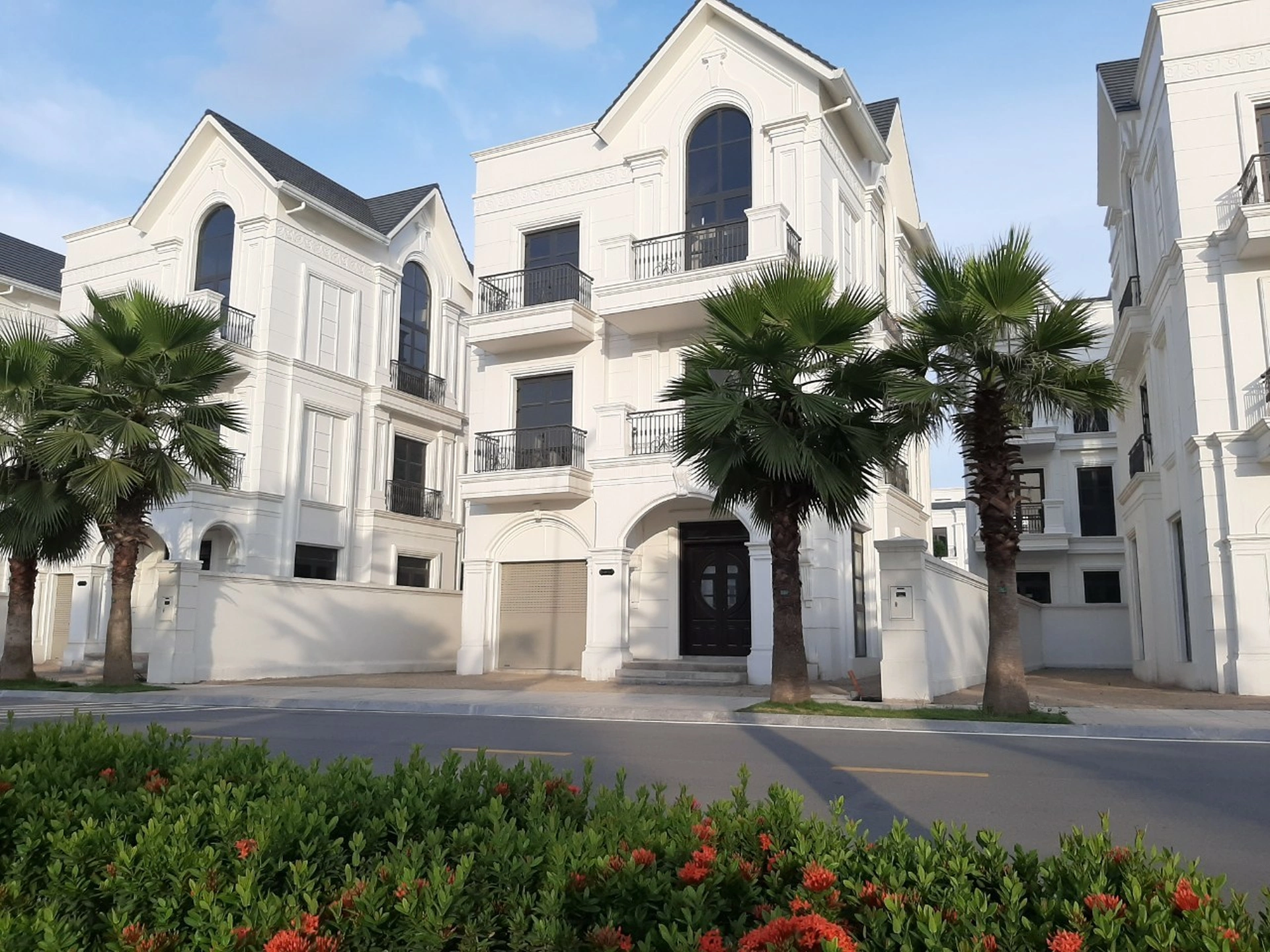 Bán căn biệt thự 120 - 150m2 phân khu Hải Âu Vinhomes Ocean Park ở đâu giá hợp lý?