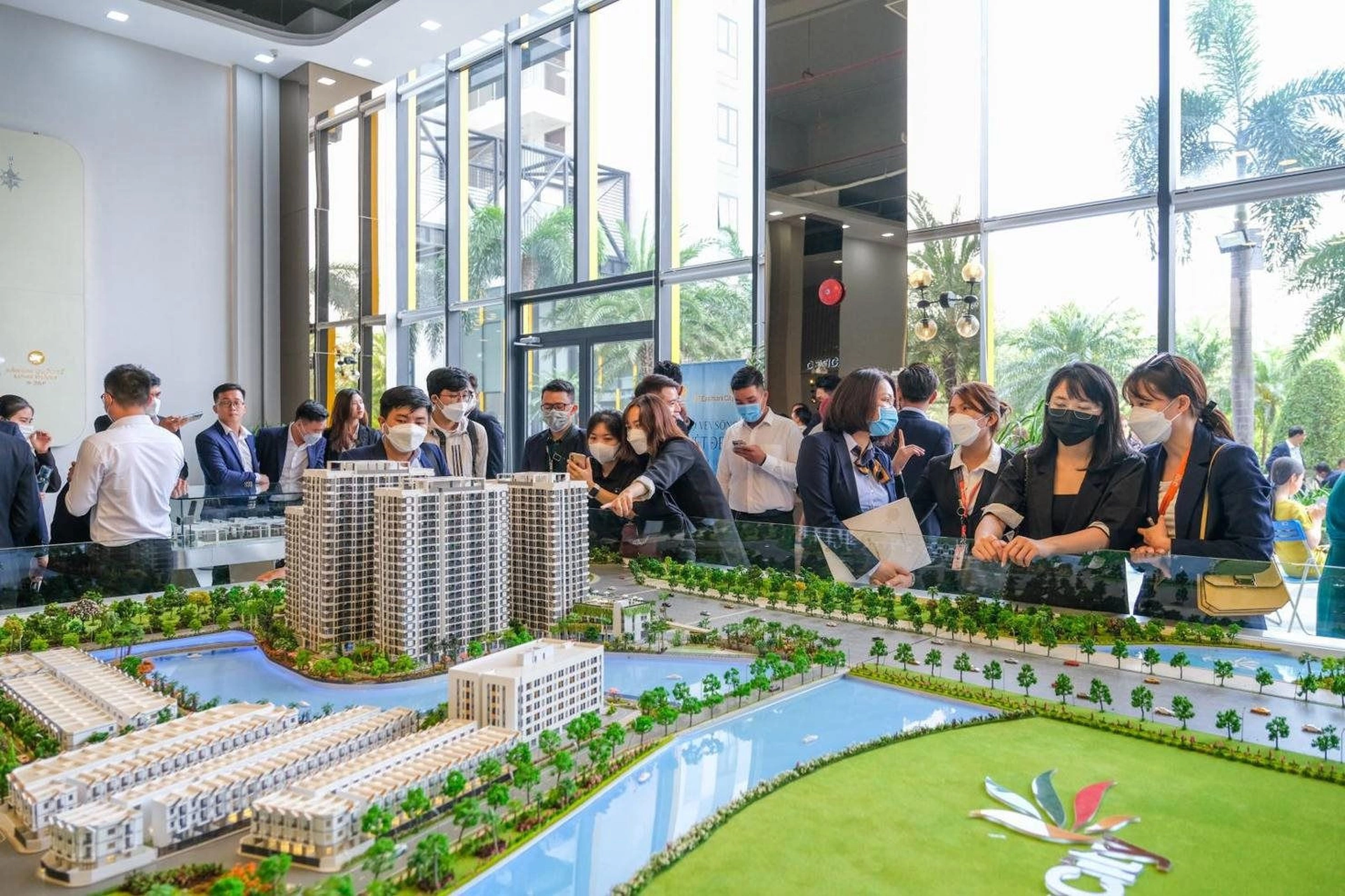 Chung cư Hà Nội, TP. Hồ Chí Minh được săn đón bởi các chủ đầu tư ngoại, lý do là gì?