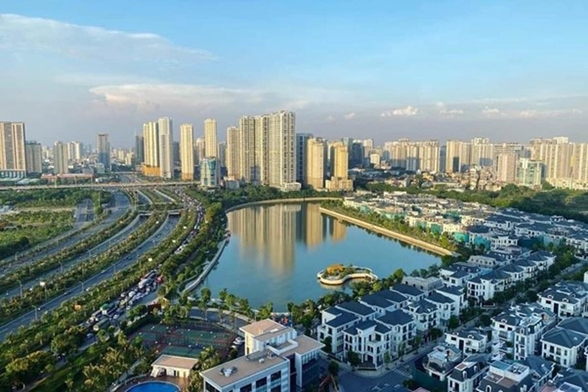 Chỉ mặt điểm tên những khu mua sắm, giải trí không thể bỏ qua cho cư dân Vinhomes Green Bay