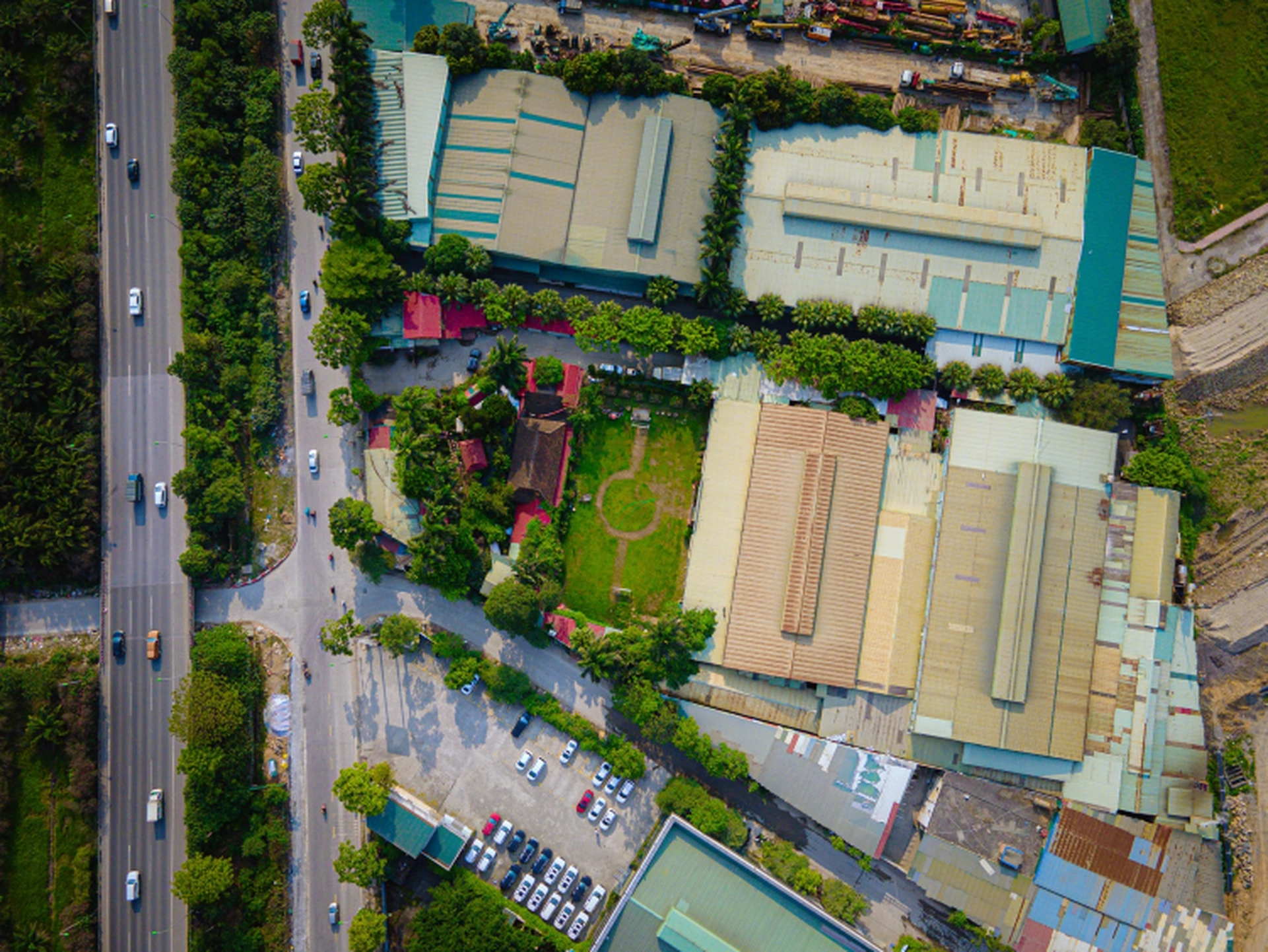 Xây dựng nút giao giữa đường vành đai 3,5 với đại lộ Thăng Long: giao thông quanh Vinhomes Smart City được nâng cấp