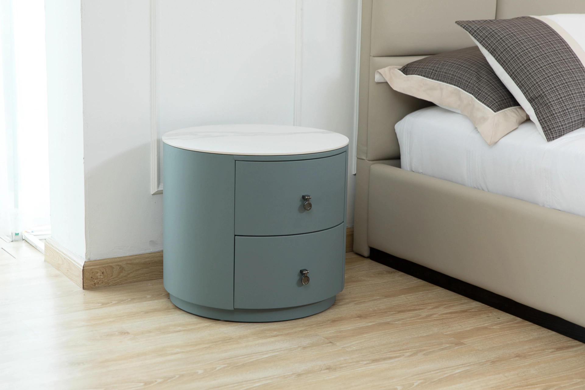 Top các loại tủ đầu giường và cách bày trí hợp phong thủy