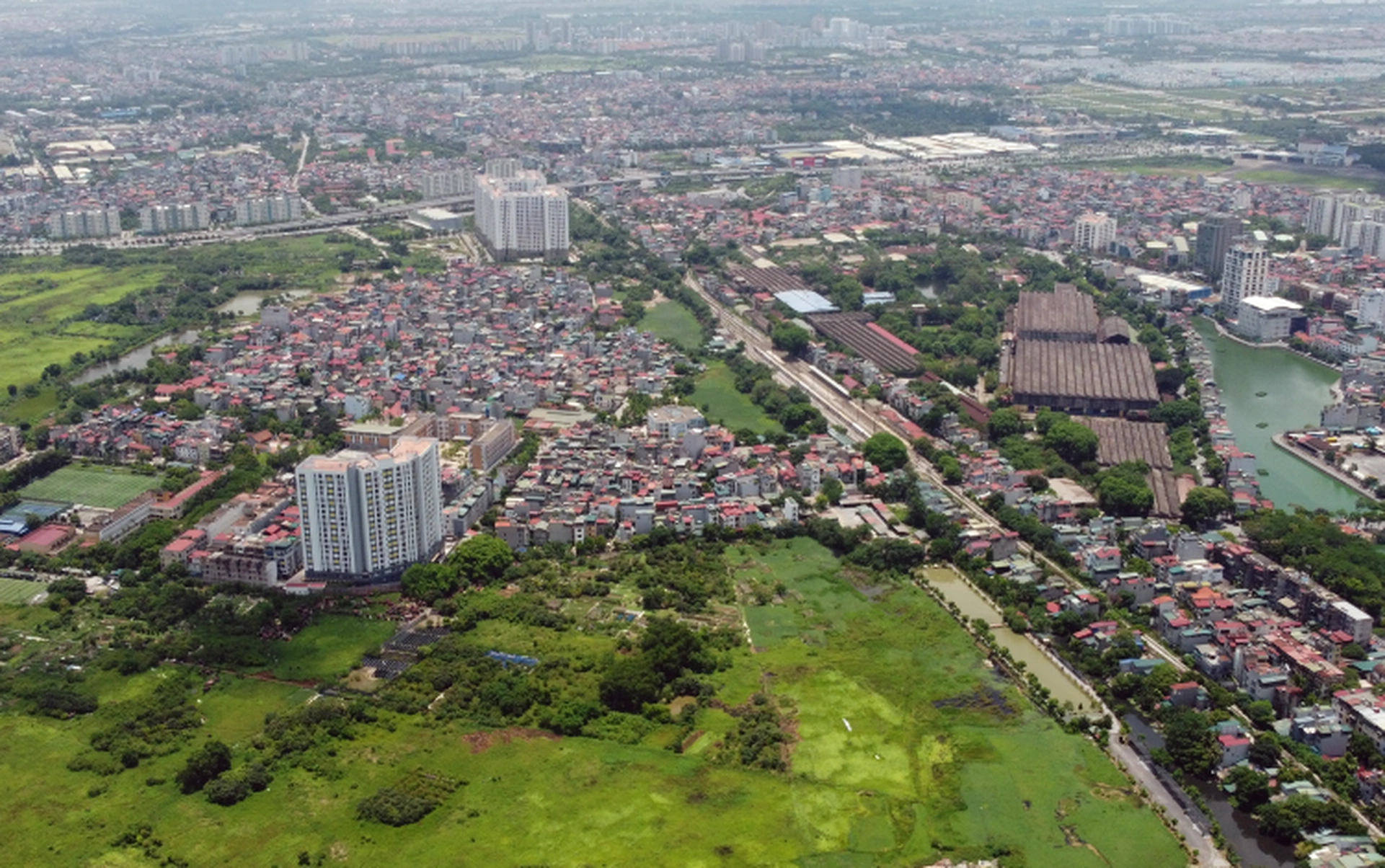 Nhà mặt ngõ diện tích dưới 30m2 cách đường Tư Đình quận Long Biên giá bao nhiêu?