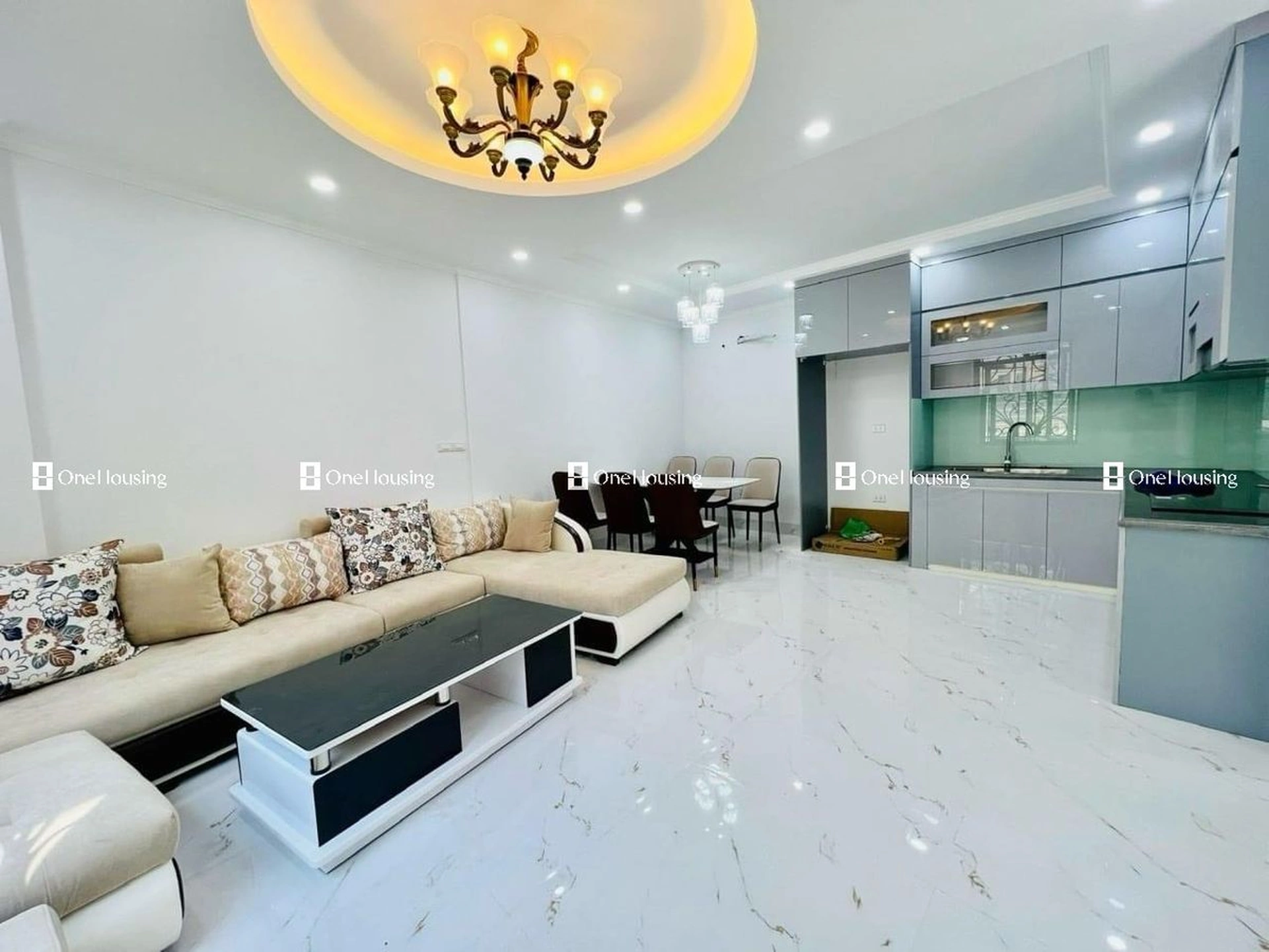 Nhà mặt ngõ diện tích 30m2 - 45m2 cách đường Phố Trạm quận Long Biên giá bao nhiêu?