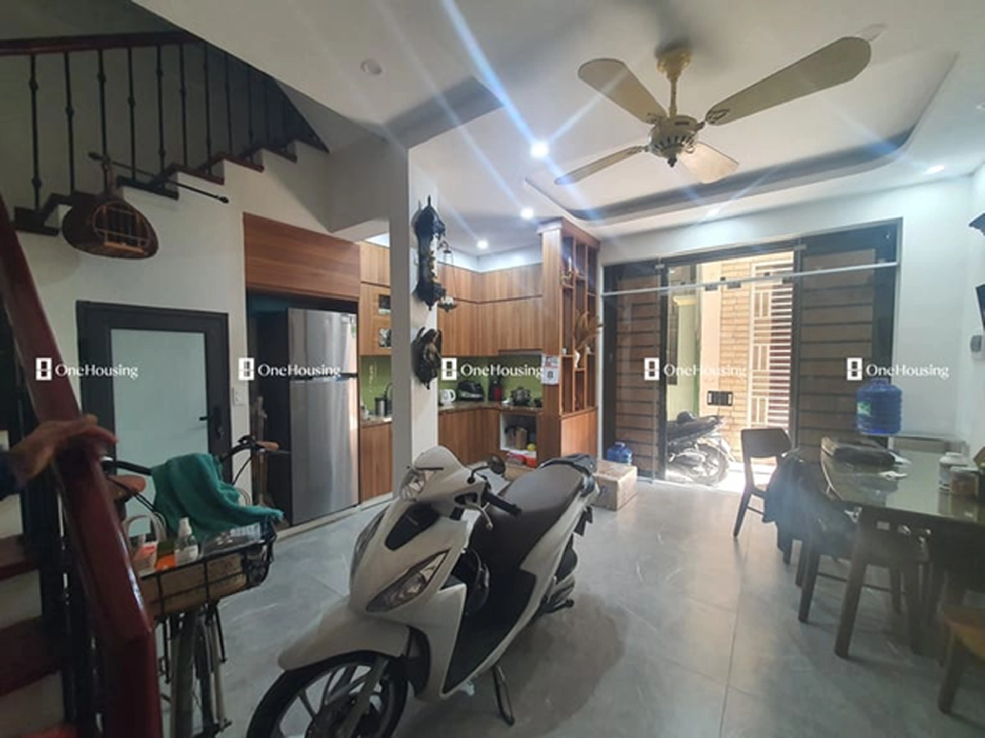 Nhà mặt ngõ 5 tầng đường Đặng Văn Ngữ quận Đống Đa giá bao nhiêu?