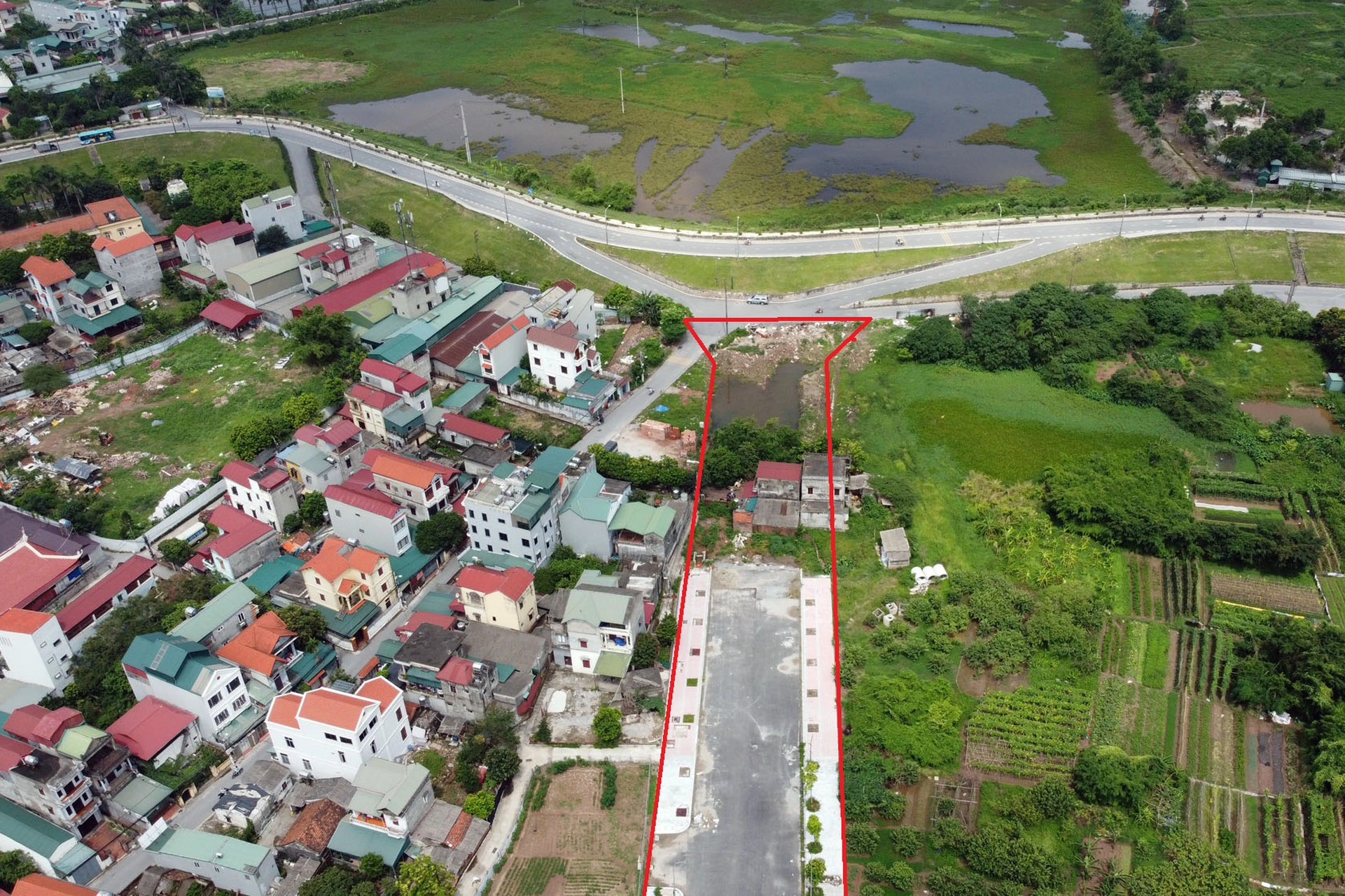 Nhà mặt ngõ diện tích dưới 30m2 đường Bát Khối quận Long Biên giá bao nhiêu?