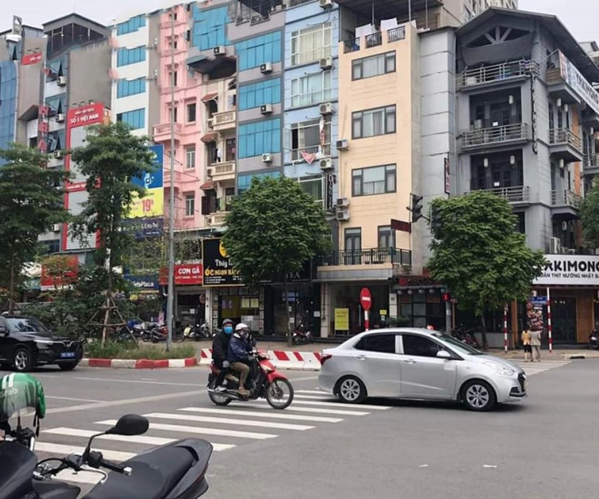 Nhà mặt ngõ 4 tầng đường Giảng Võ quận Đống Đa giá bao nhiêu?
