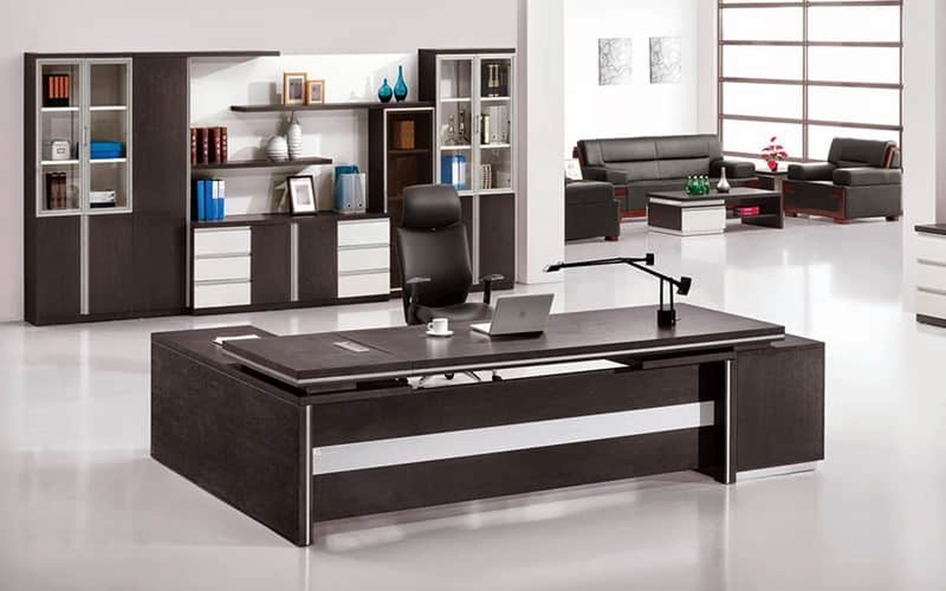 Đâu là hướng đặt bàn làm việc tốt nhất cho mệnh chủ tuổi Tân Hợi 1971 nữ mạng? 