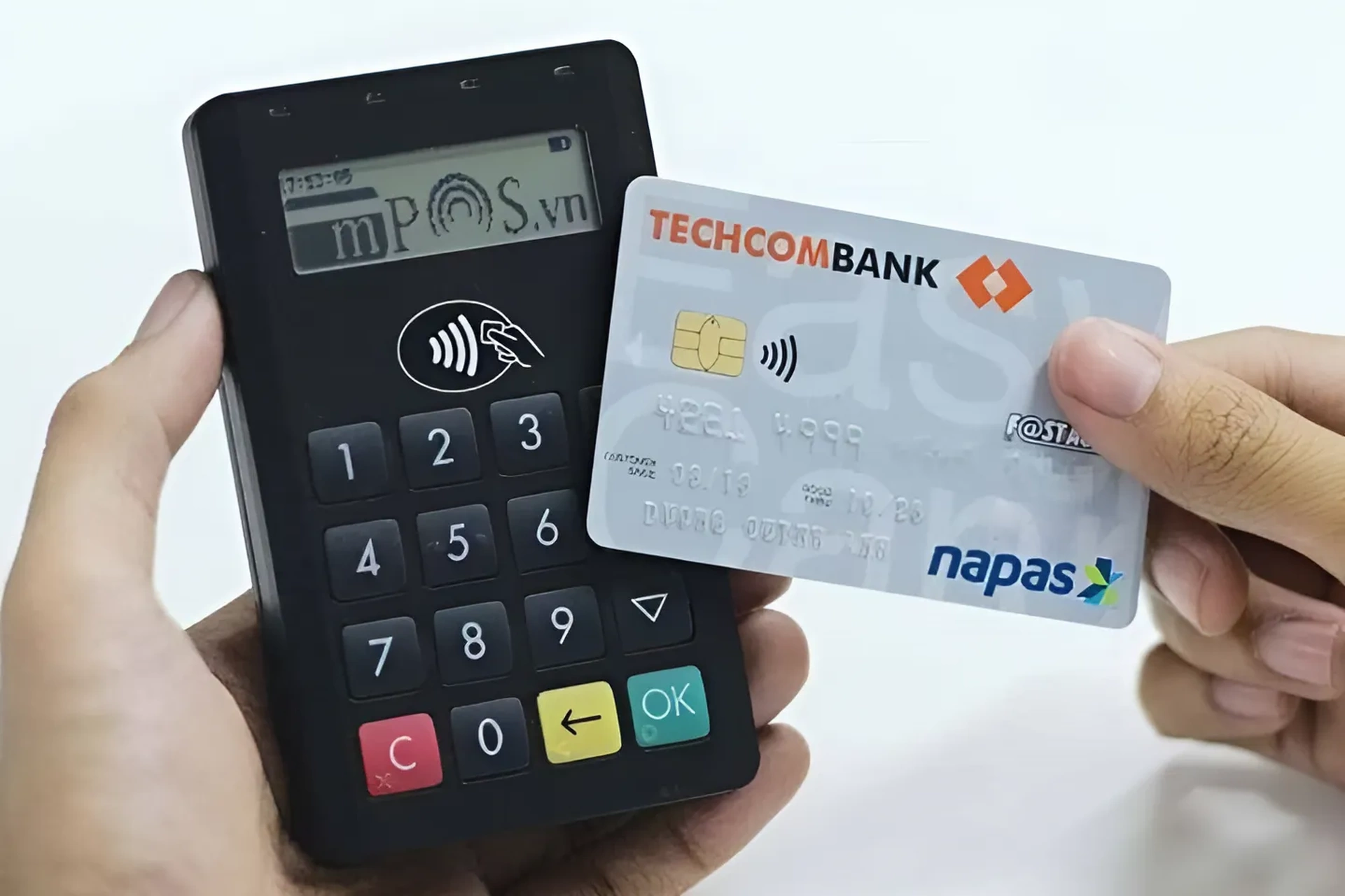 Nên tận dụng thời gian miễn lãi suất thẻ tín dụng Techcombank như thế nào để đảm bảo khả năng thanh toán đúng hạn?