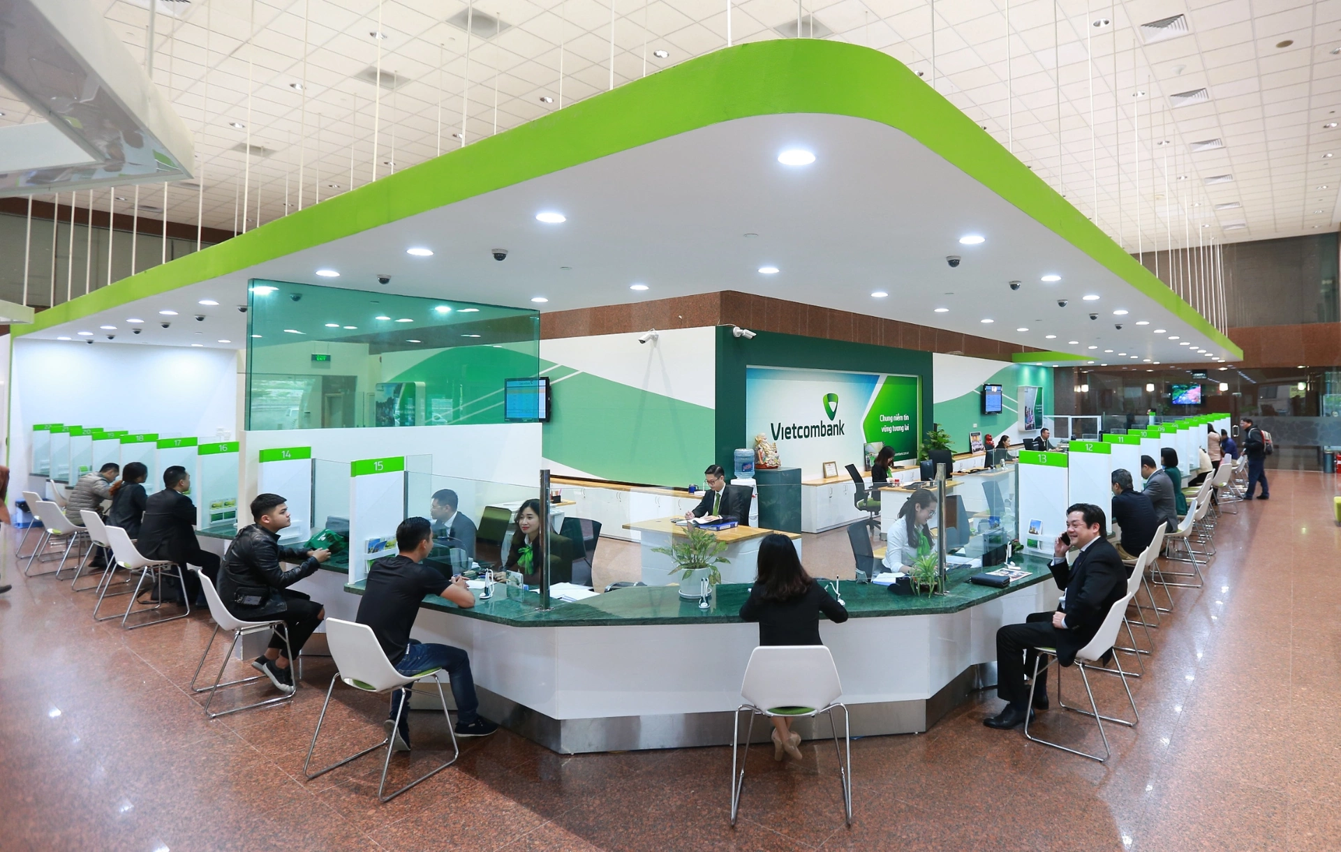 Lợi ích khi giao dịch ngoại hối tại ngân hàng Vietcombank là gì?