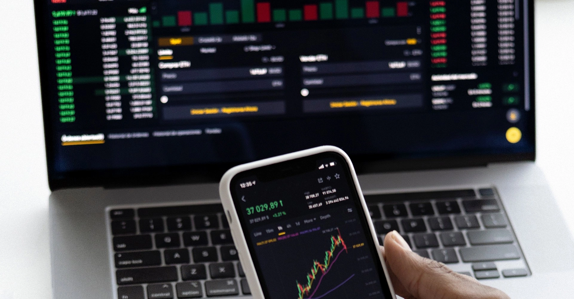 Hedging là gì? Cách sử dụng Hedging hiệu quả trong đầu tư chứng khoán