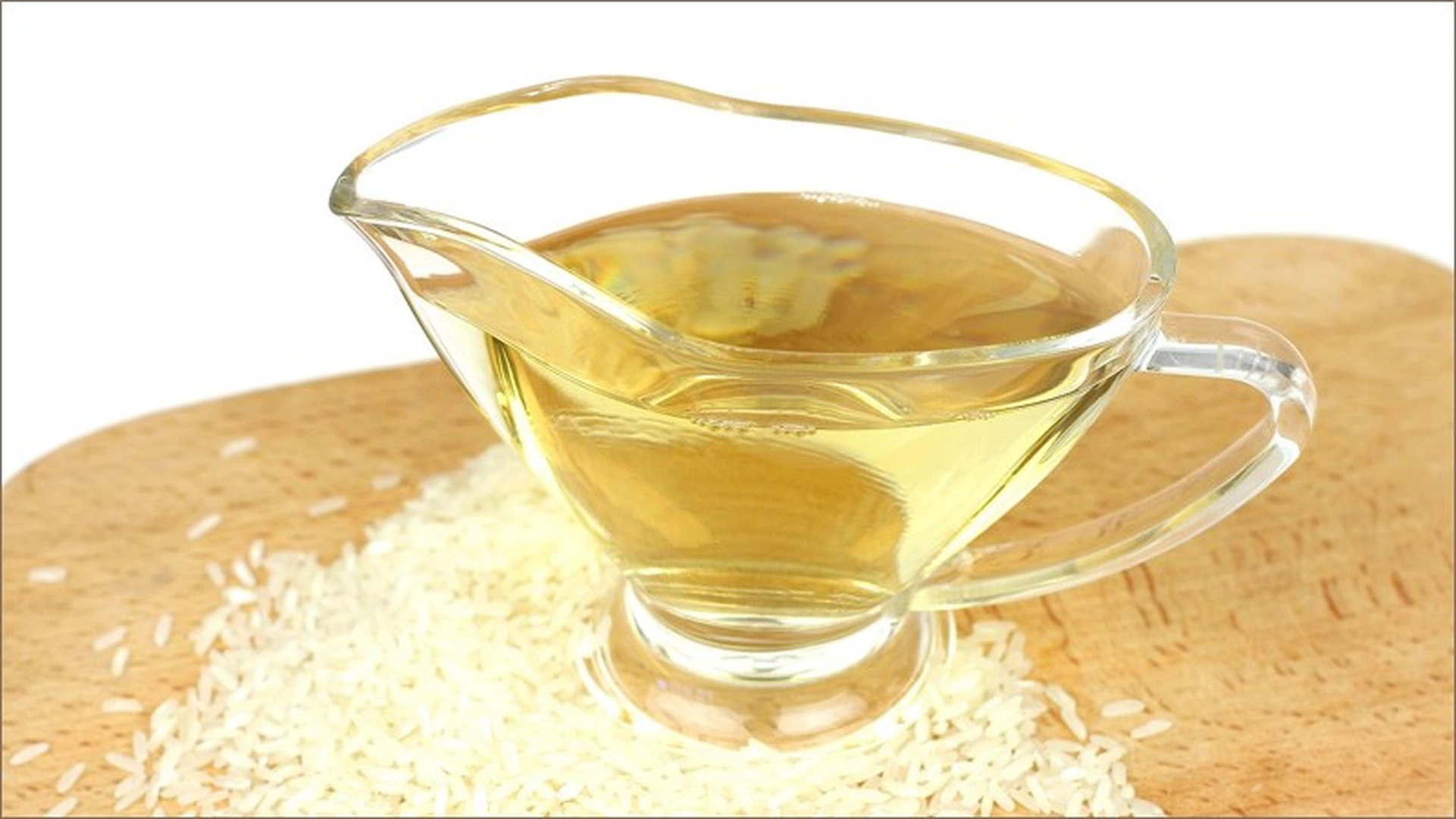 Làm sạch nhanh các vết bẩn trên bề mặt đá cẩm thạch như thế nào cho hiệu quả?