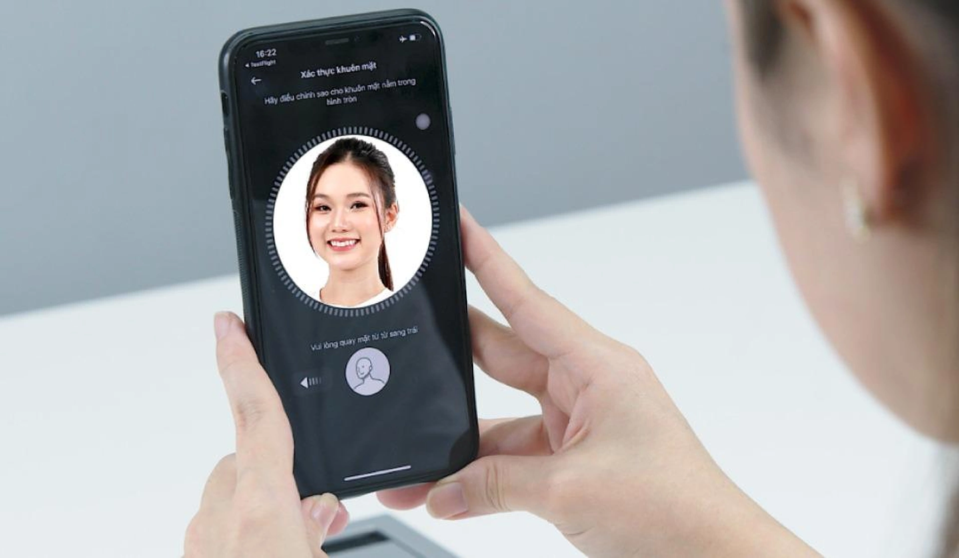 Việc xác thực giao dịch bằng gương mặt có những lợi ích gì?