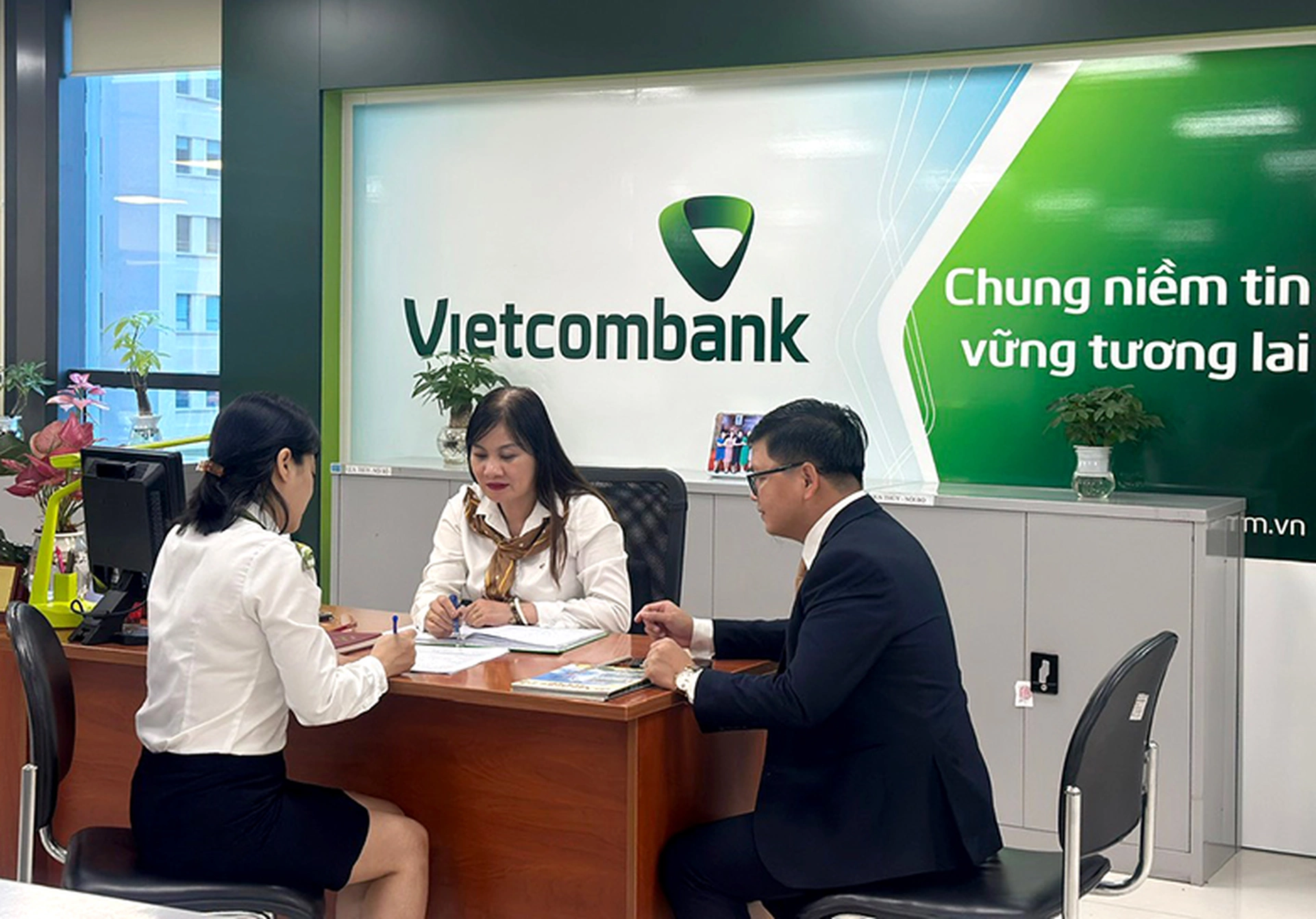Đặt lệnh giao dịch trực tiếp từ bảng giá chứng khoán VCBS như thế nào?