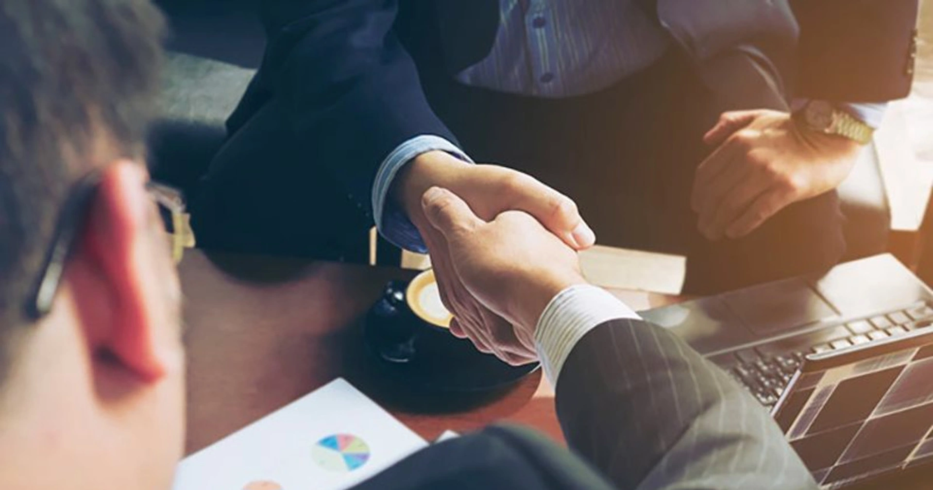 Hợp đồng hoán đổi (SWAP) là gì? 5 loại hợp đồng hoán đổi mà nhà đầu tư nên biết