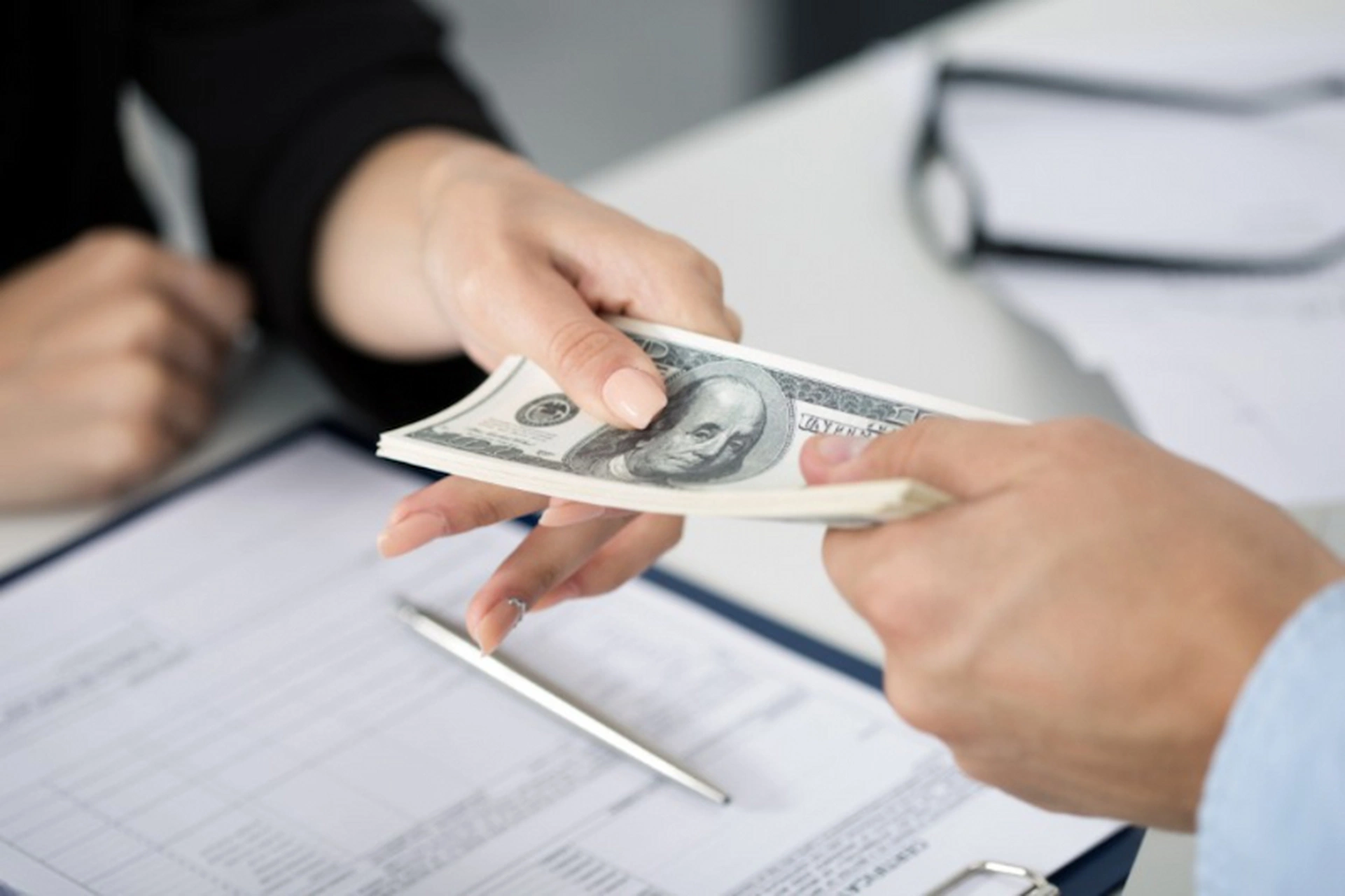 Tiết kiệm trả lãi trước có thể dùng để thế chấp vay vốn không?