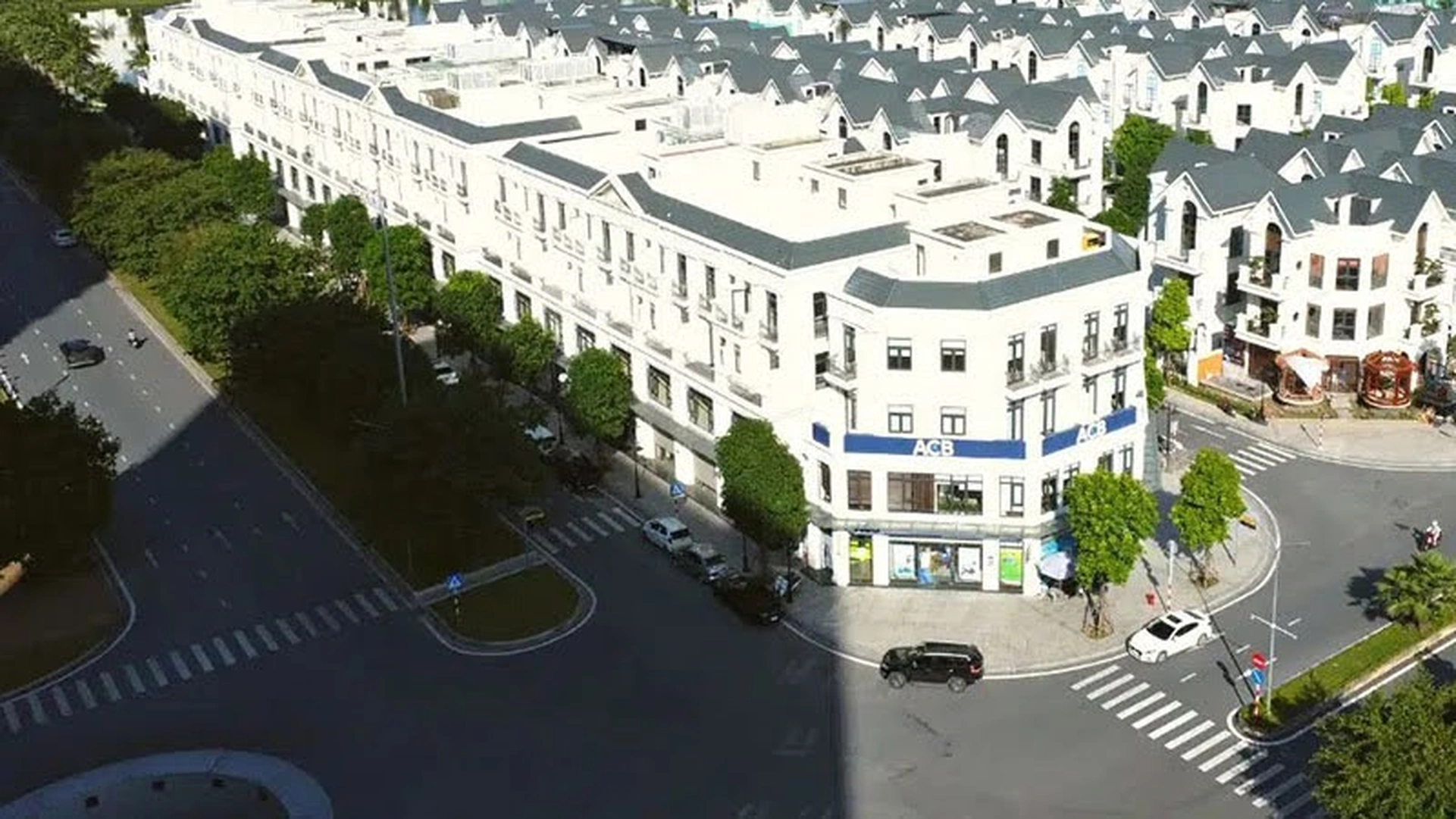 Phí quản lý cho khách thuê shophouse Vinhomes Ocean Park giữa các phân khu có khác nhau không?