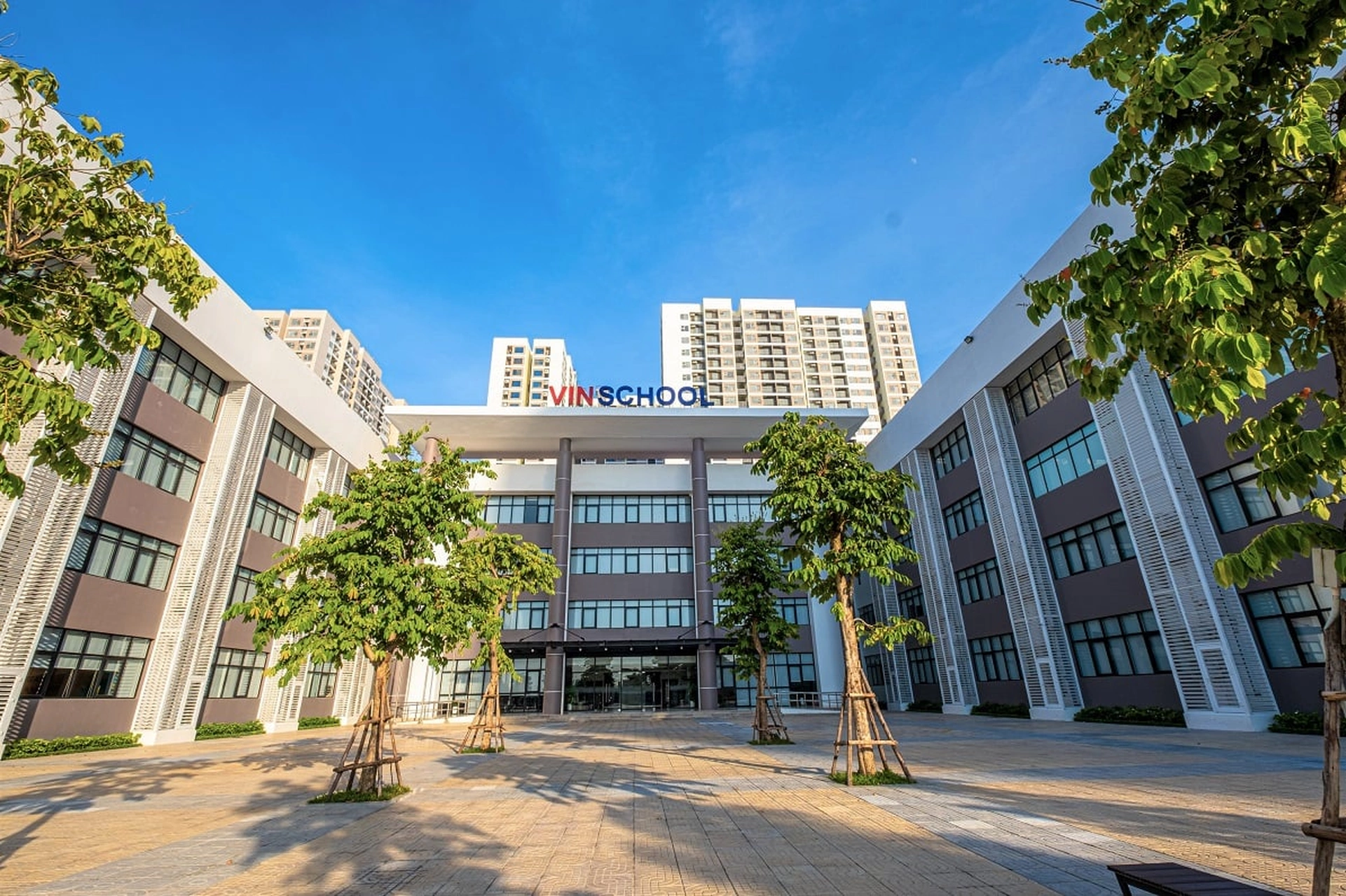 Có những cơ sở giáo dục nào gần dự án Masteri Waterfront dành cho cư dân thuê chung cư?