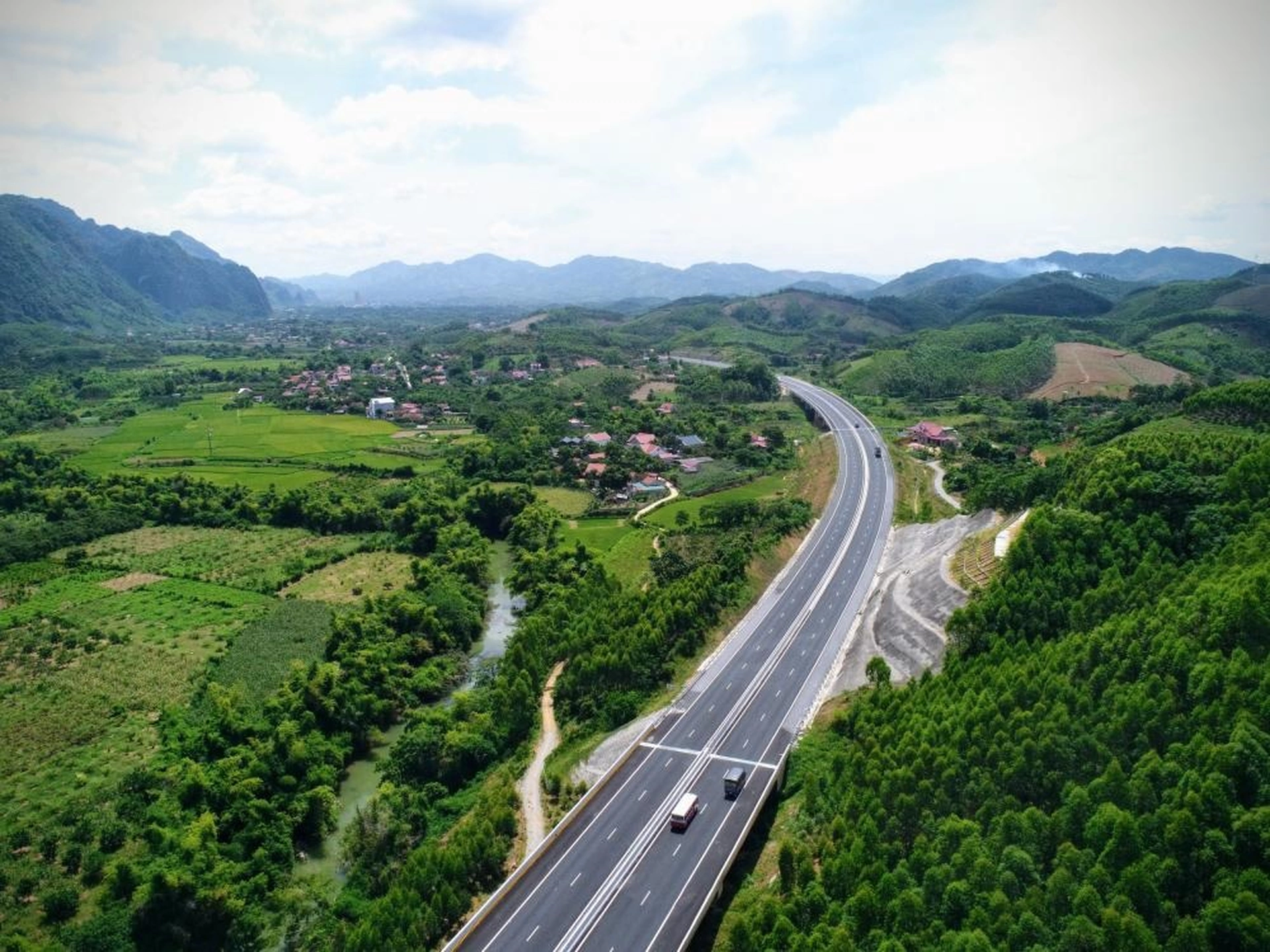 Cục Đường bộ Việt Nam bổ sung quy hoạch cao tốc Cà Mau - Đất Mũi và Quảng Ngãi - Kon Tum mới nhất