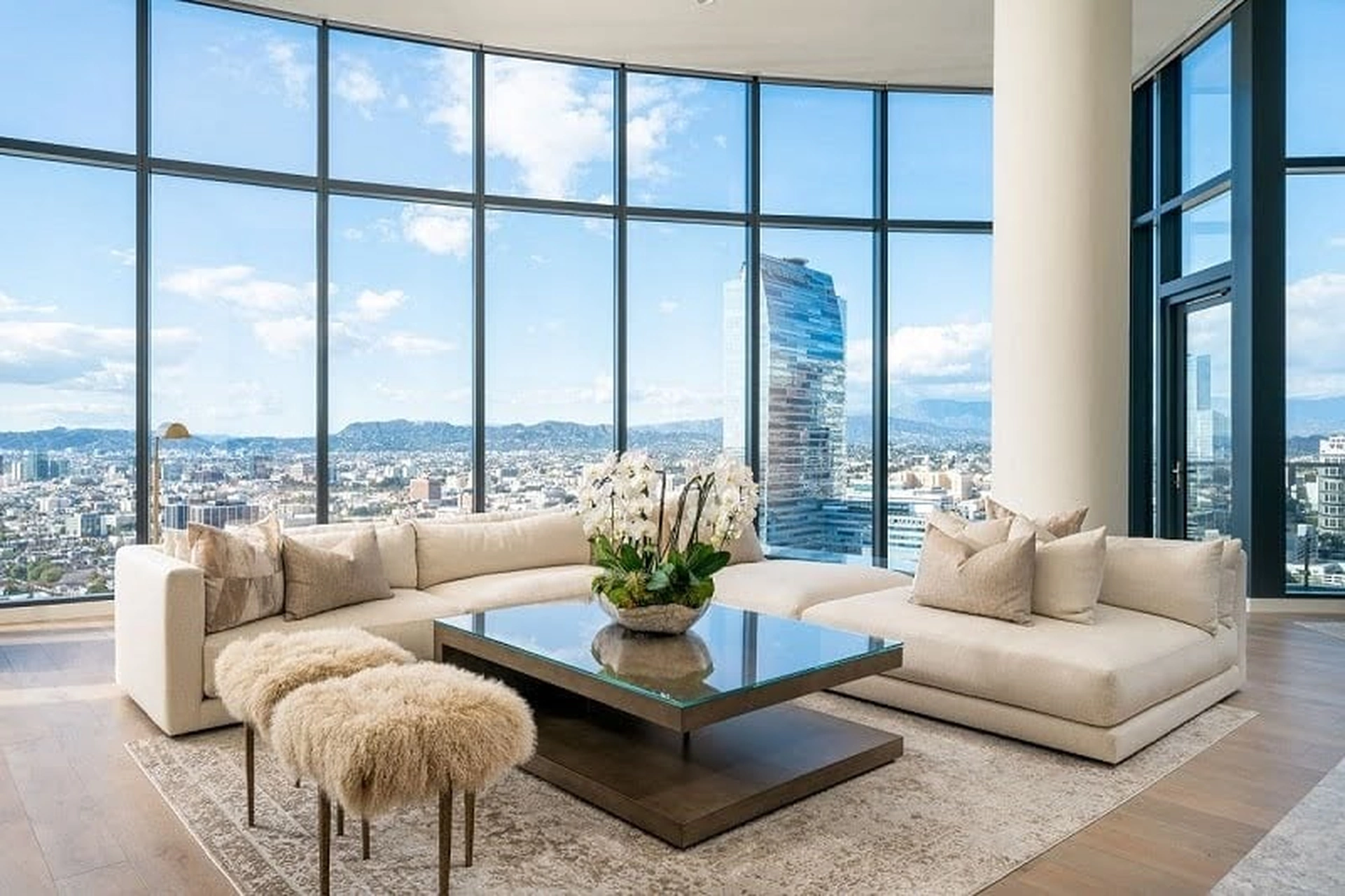 Thẩm định giá bất động sản penthouse cần dựa vào những tiêu chí nào?
